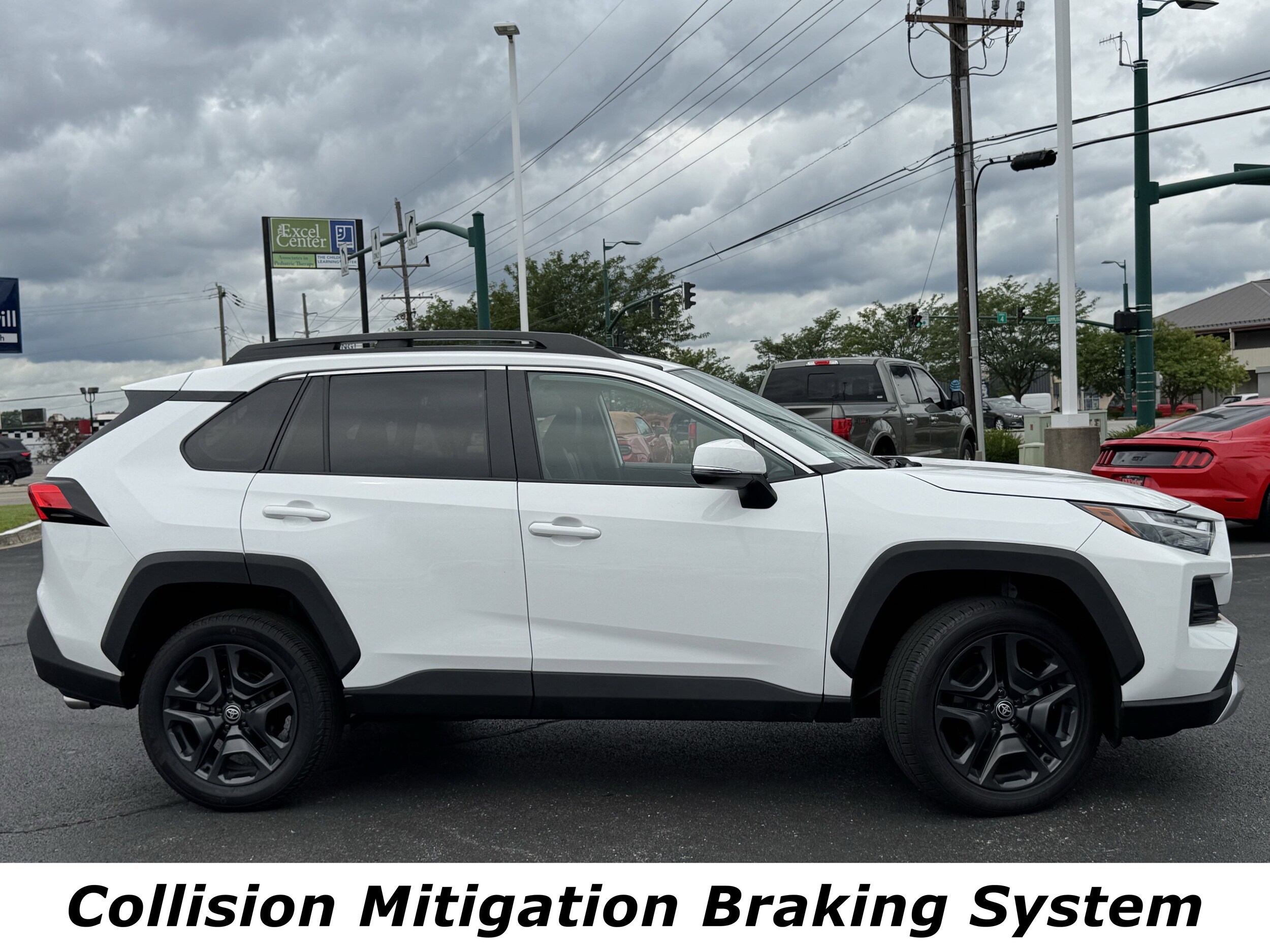 2024 Toyota RAV4 Adventure photo 2