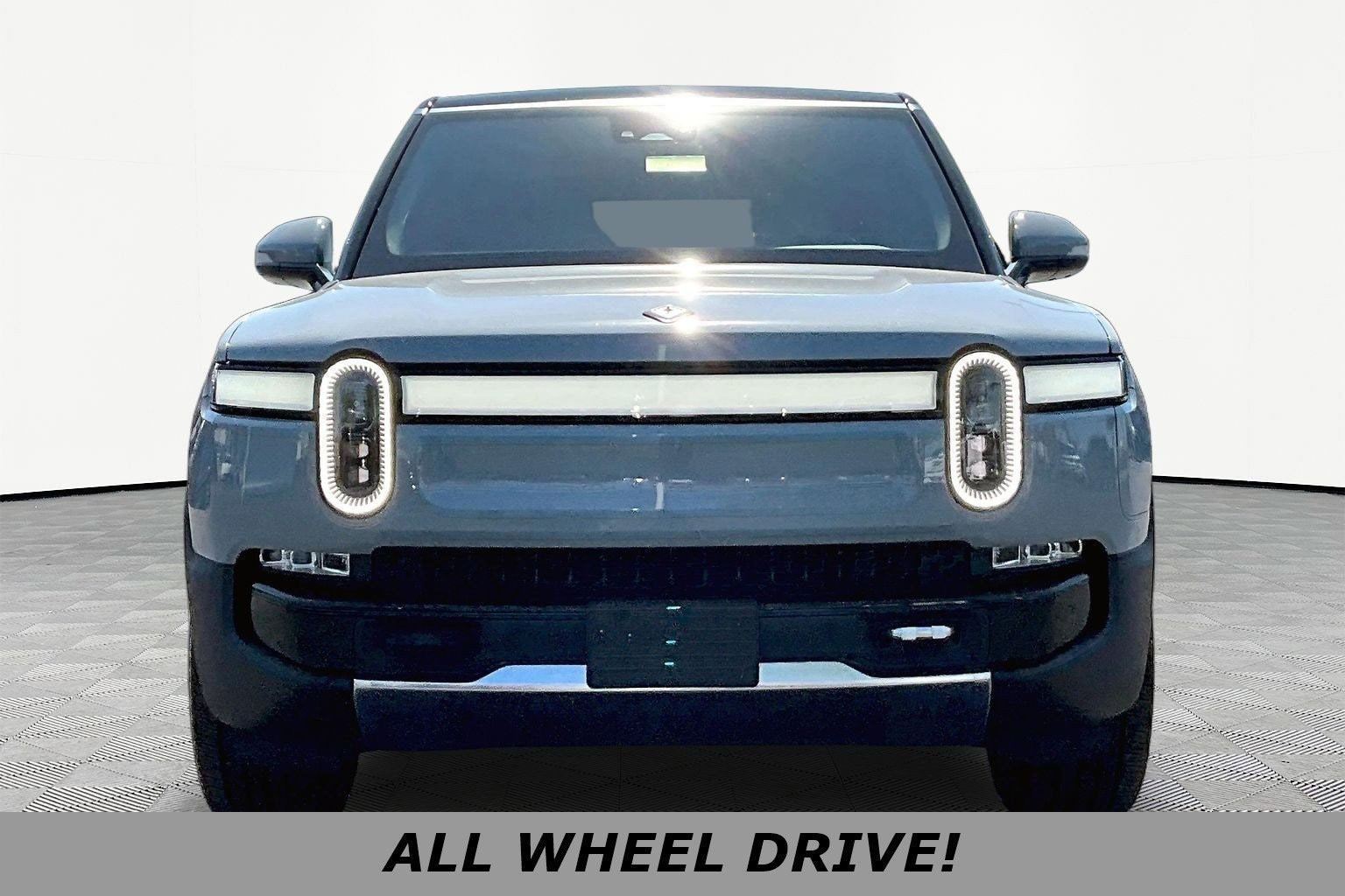 Used 2023 Rivian R1S Adventure with VIN 7PDSGABA1PN014687 for sale in Clarksville, IN
