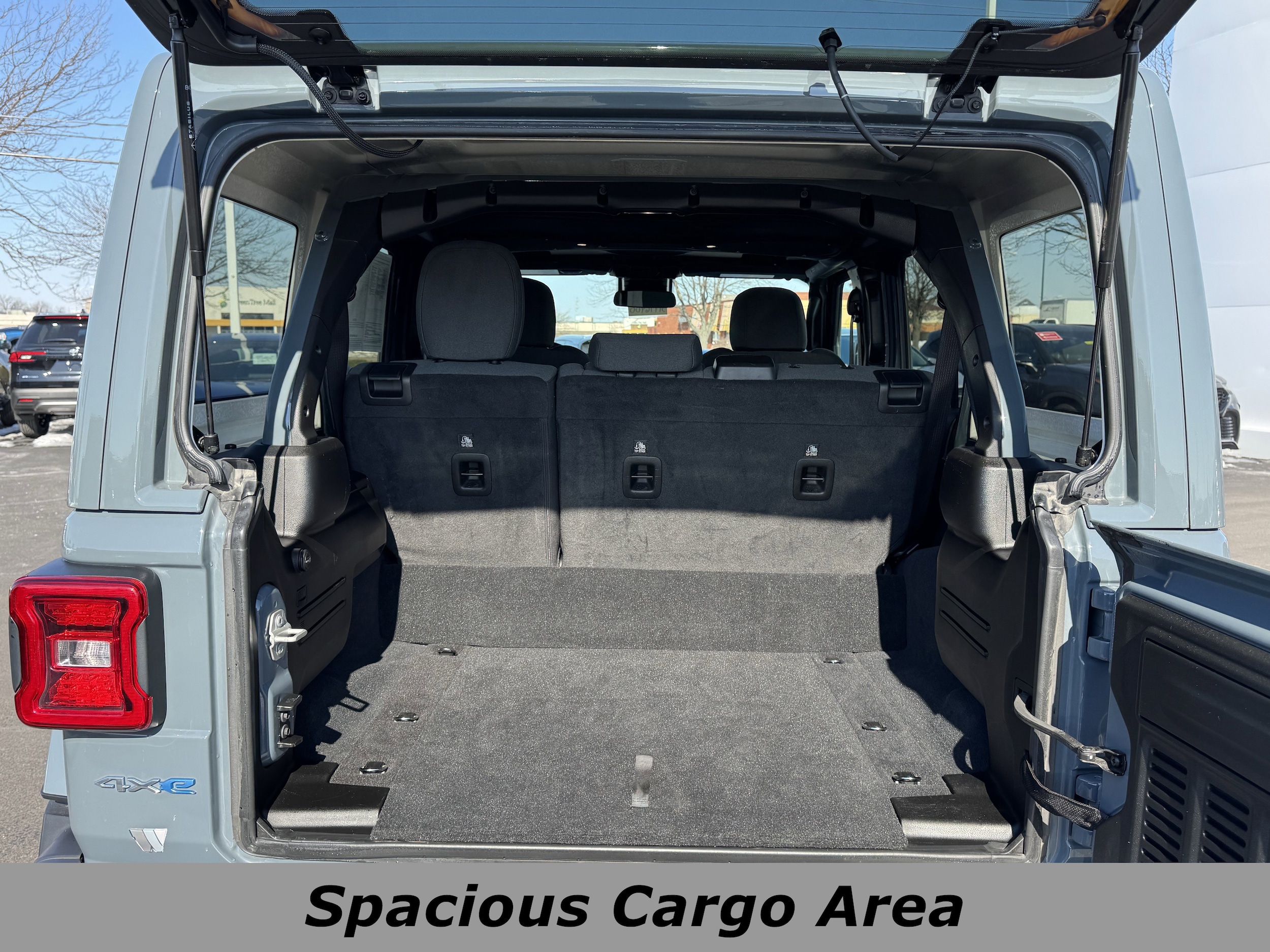 2024 Jeep Wrangler 4xe Sahara 4XE - Photo 13