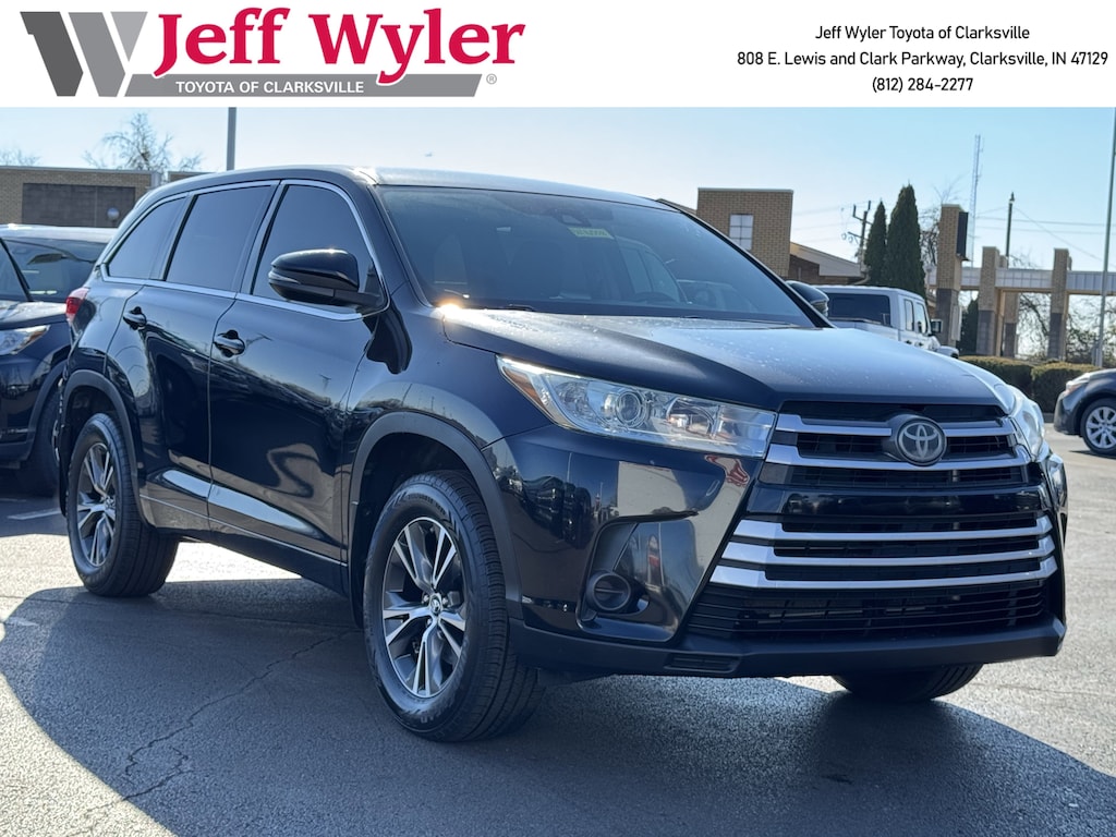 Used 2018 Toyota Highlander LE V6 SUV
