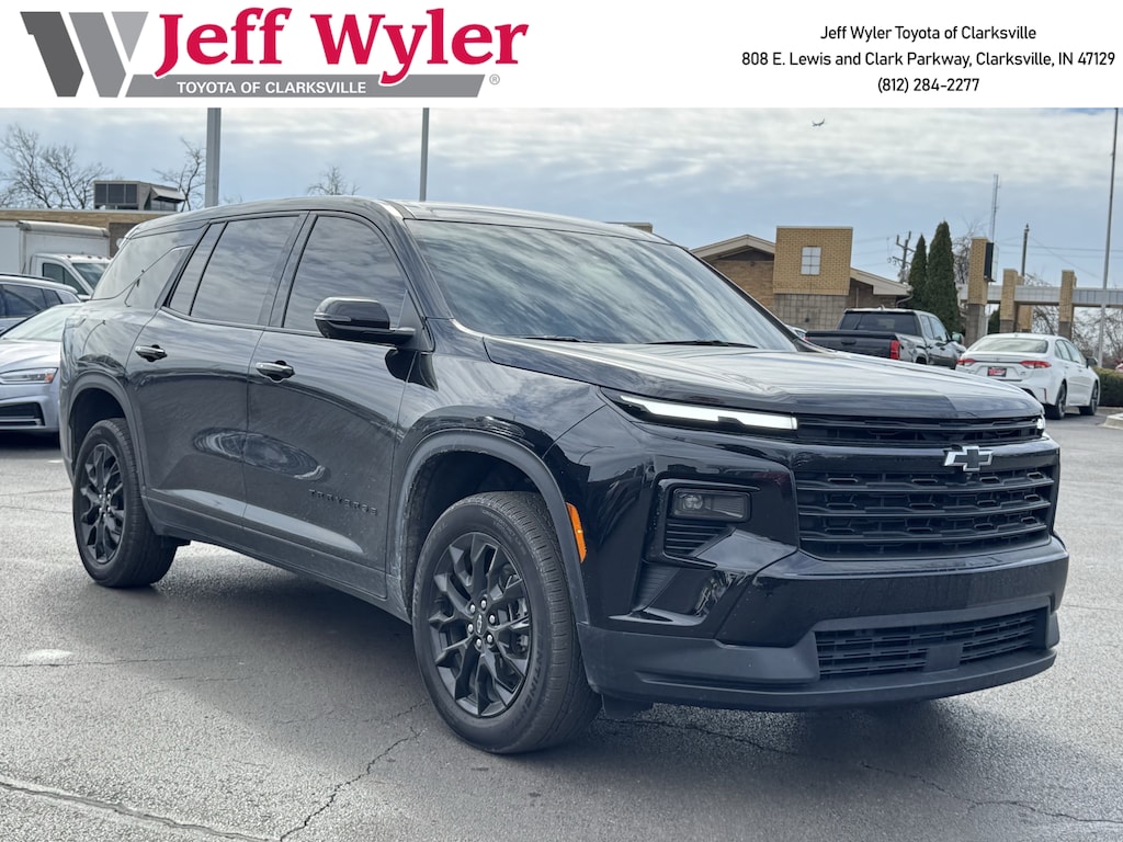 Used 2024 Chevrolet Traverse LS w/1LS SUV