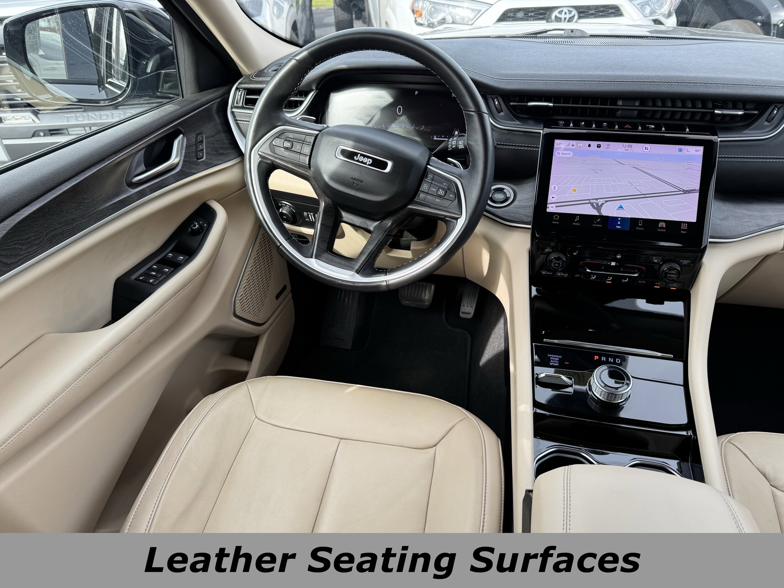 2022 Jeep Grand Cherokee Limited photo 3