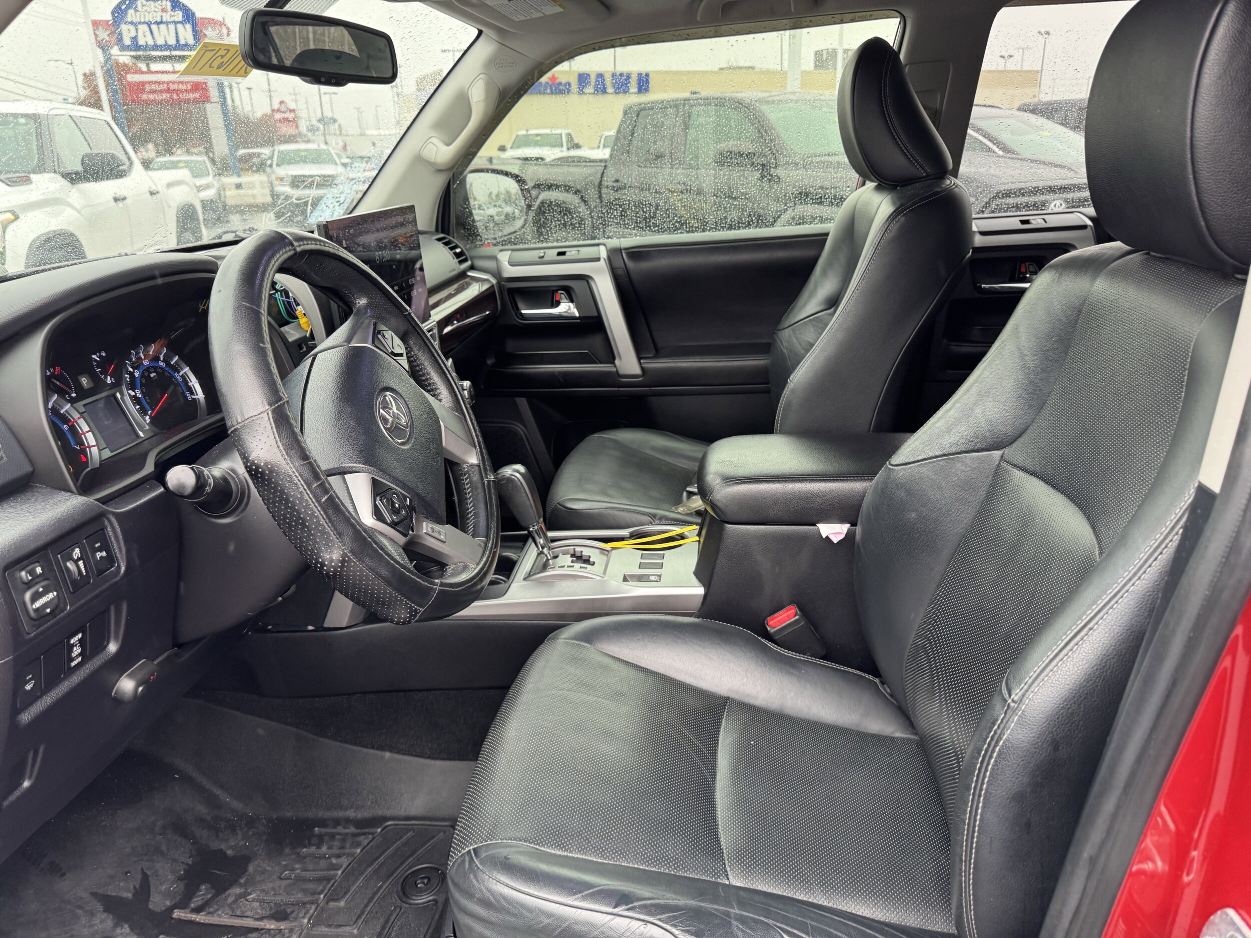 2016 Toyota 4Runner V6 Limited photo 3