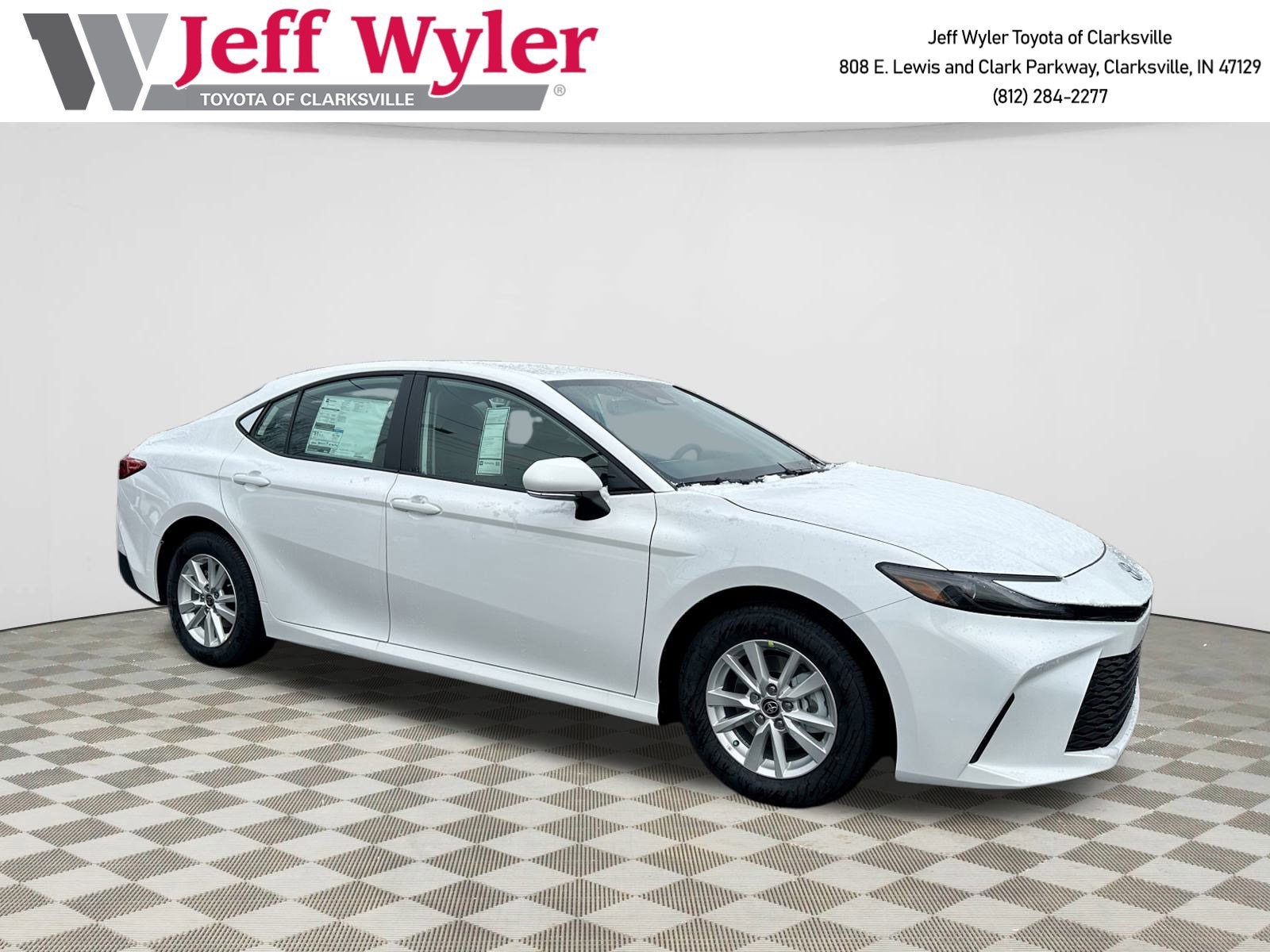 2026 Toyota Camry LE's photo