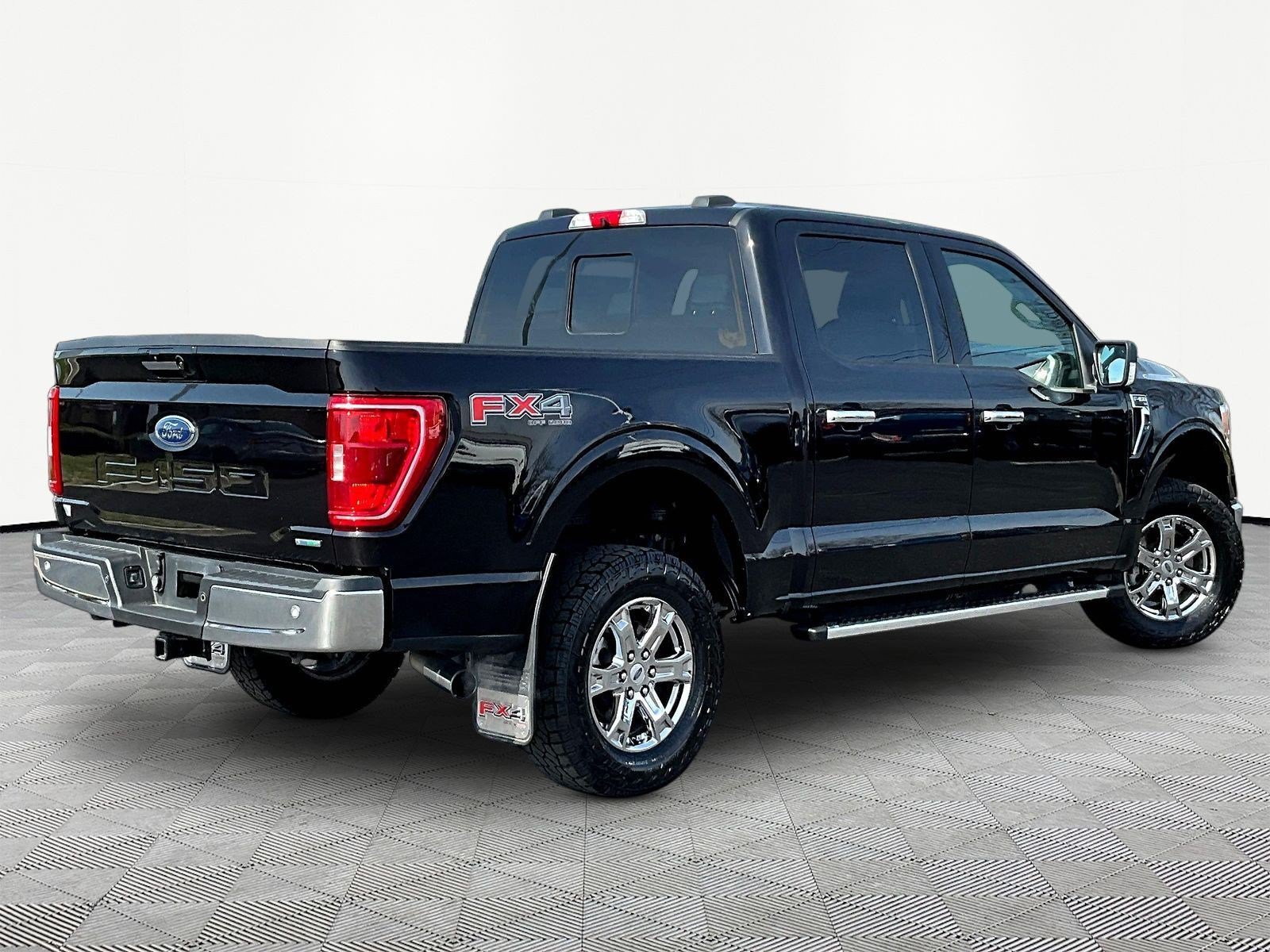 2022 Ford F-150 XLT - Photo 8