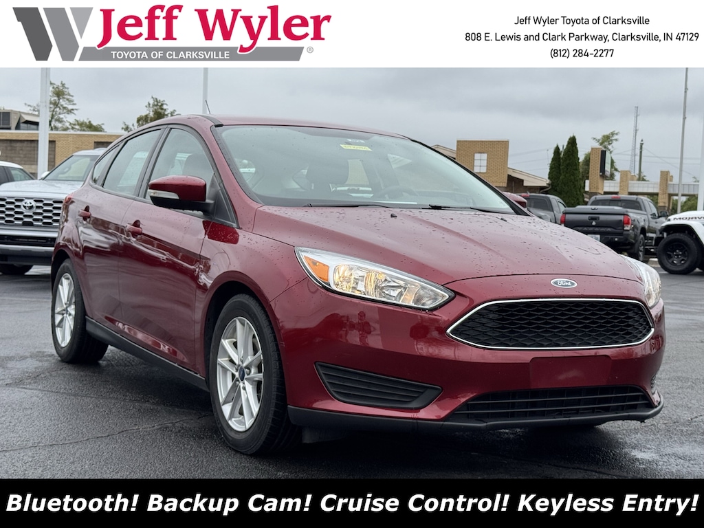 Used 2015 Ford Focus SE Hatchback