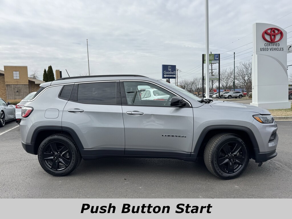 Used 2022 Jeep Compass Latitude SUV