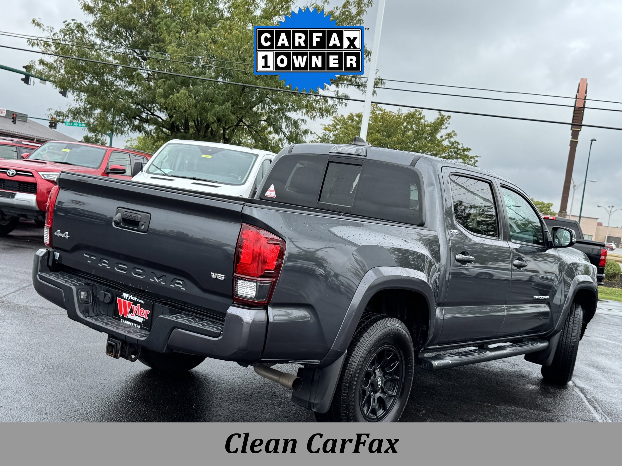 2020 Toyota Tacoma SR5 V6 Double Cab photo 3