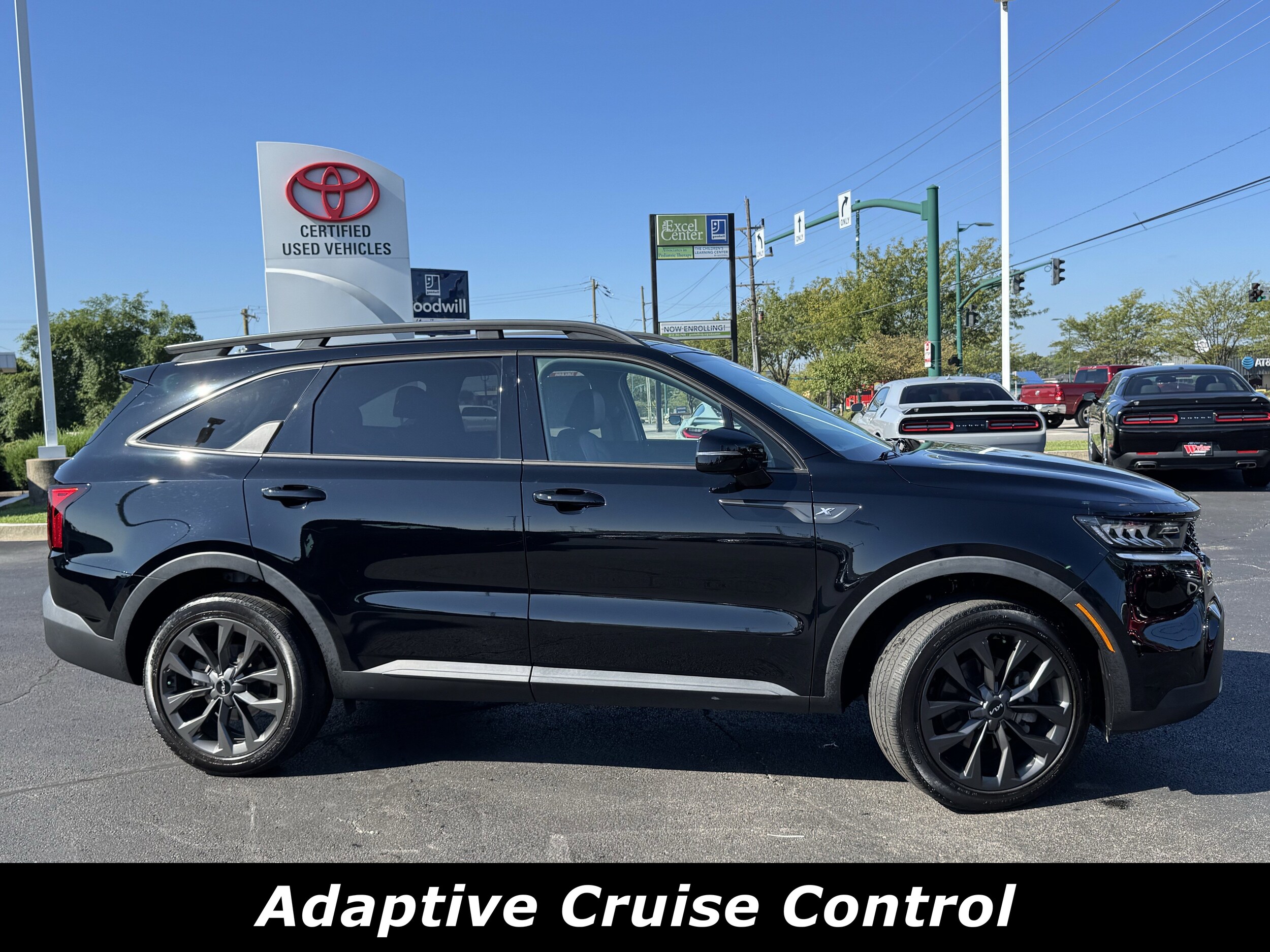 2023 Kia Sorento X-Line EX photo 2