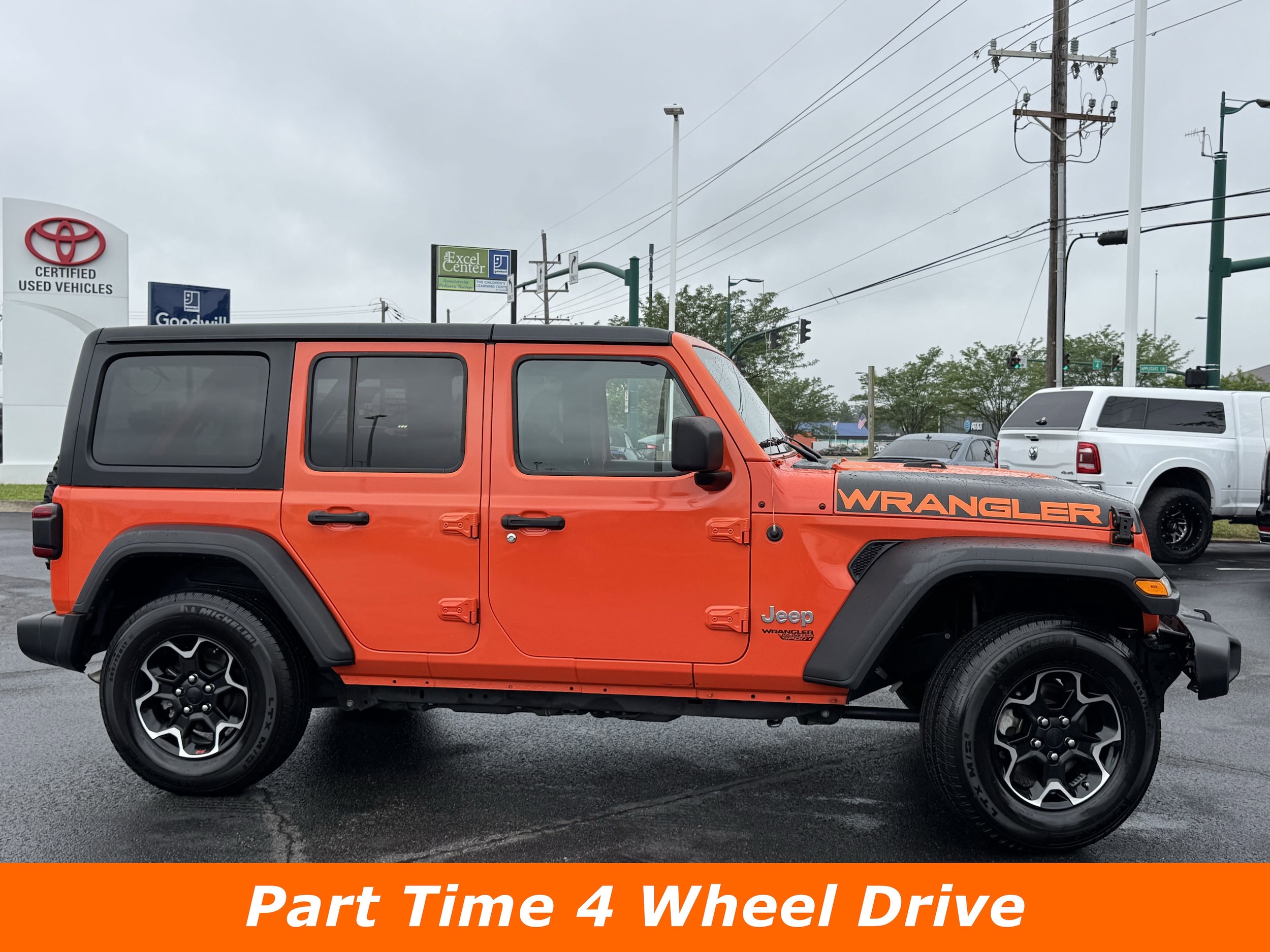 Used 2020 Jeep Wrangler Unlimited Sport S with VIN 1C4HJXDG9LW212512 for sale in Clarksville, IN