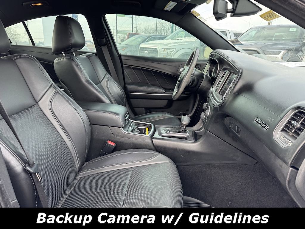 Used 2019 Dodge Charger SXT Sedan