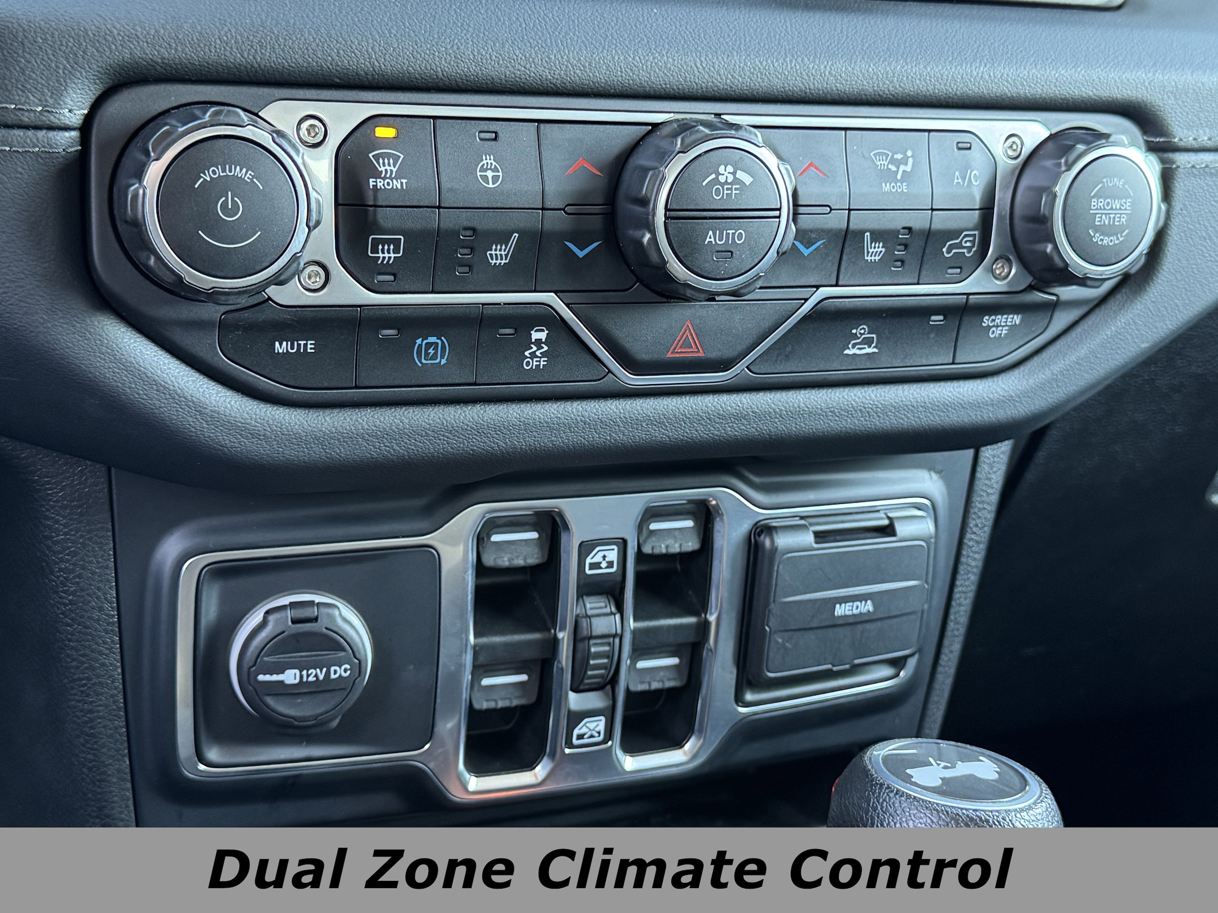 2024 Jeep Wrangler 4xe Sahara 4XE - Photo 10