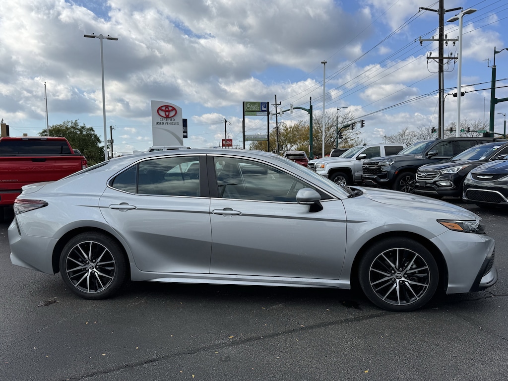 Used 2024 Toyota Camry SE Sedan