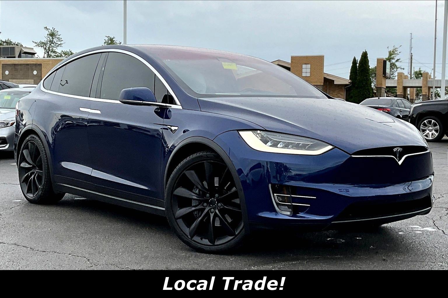 Used 2018 Tesla Model X 100D with VIN 5YJXCAE2XJF121921 for sale in Clarksville, IN