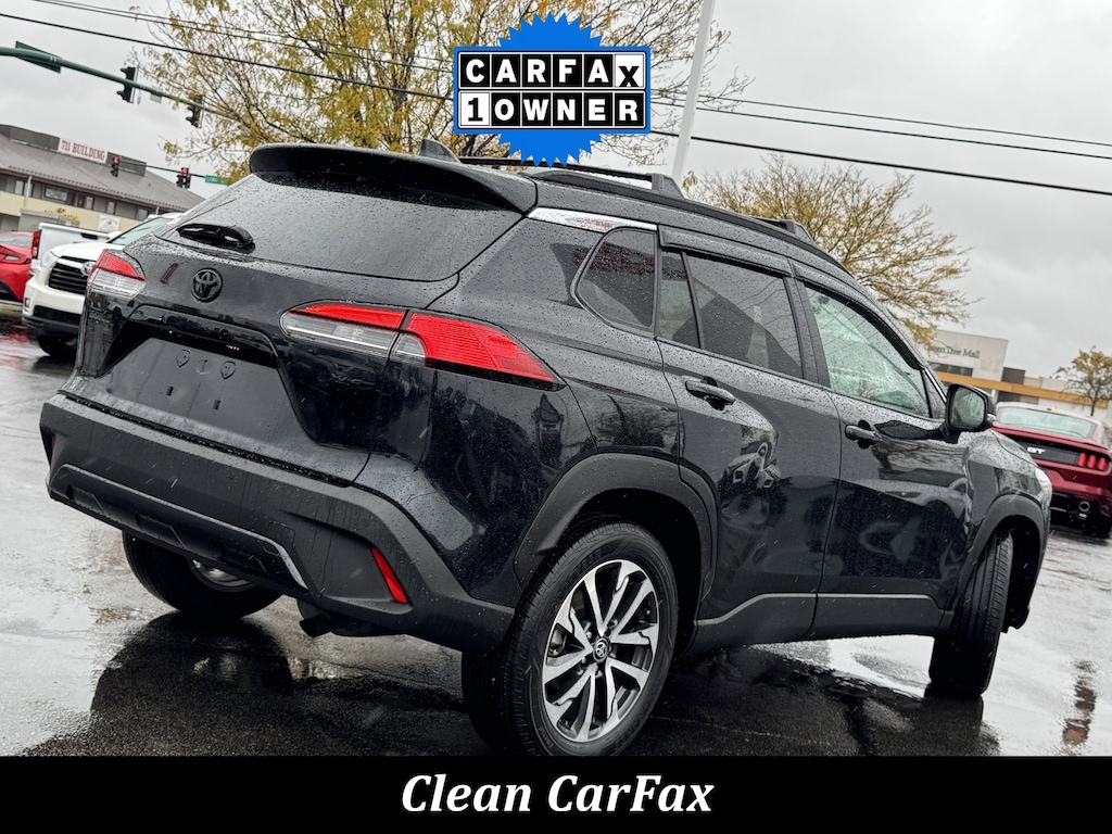 Used 2025 Toyota Corolla Cross XLE SUV