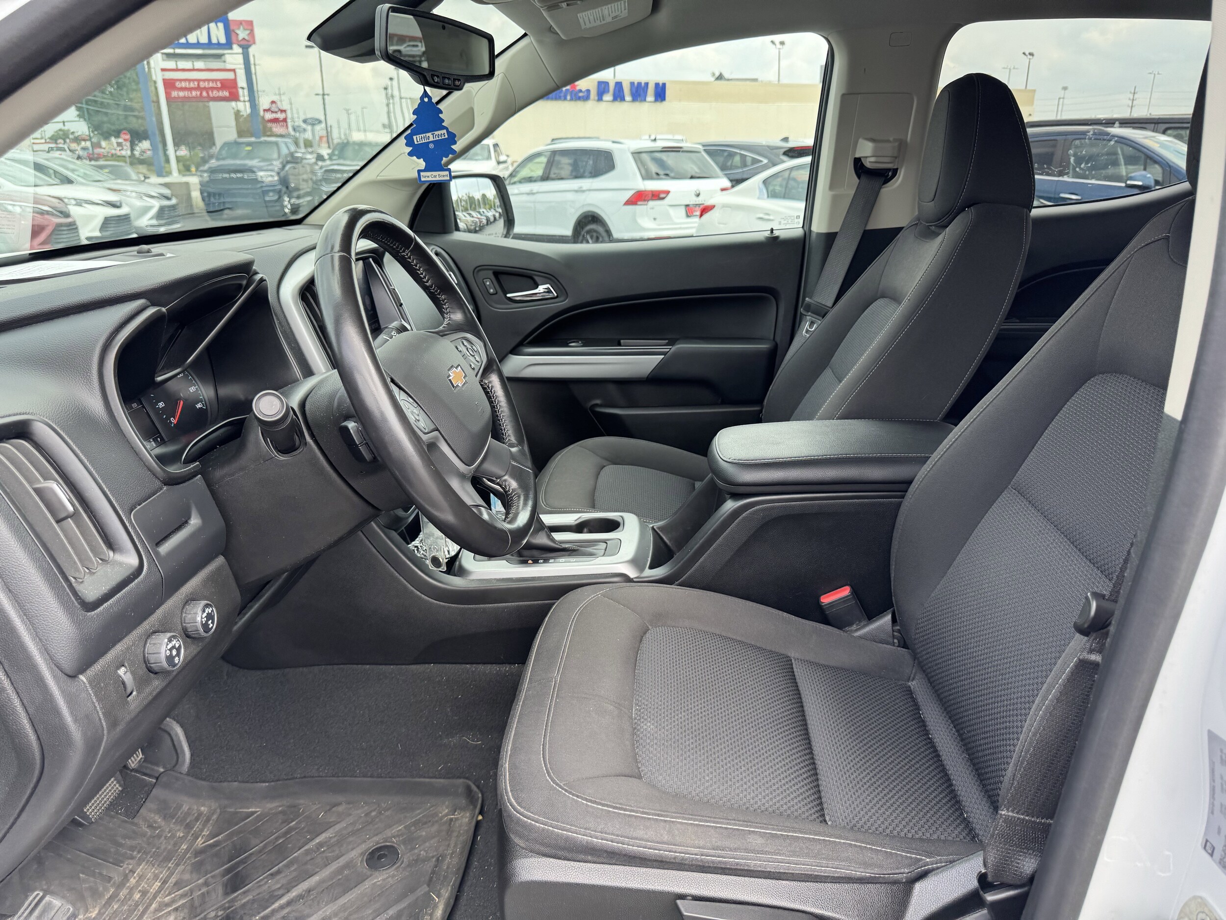 2022 Chevrolet Colorado LT photo 4
