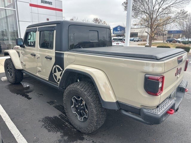 2020 Jeep Gladiator Rubicon photo 2