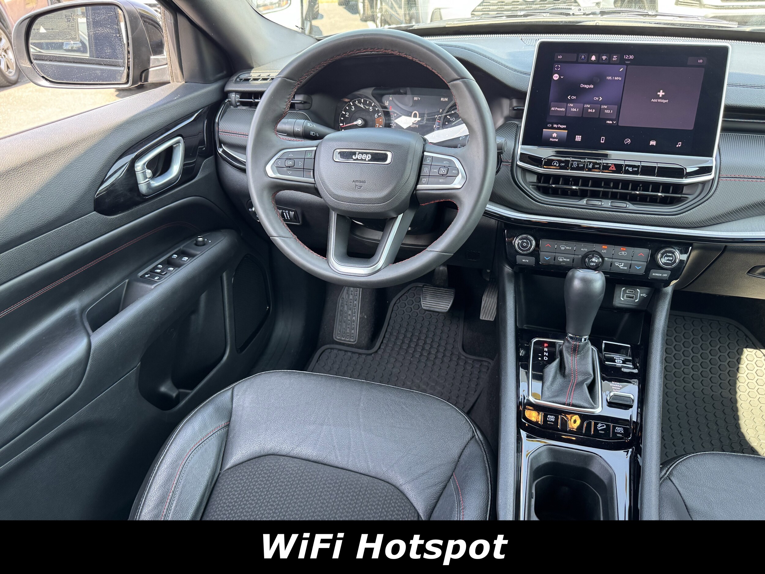 2024 Jeep Compass Trailhawk photo 4