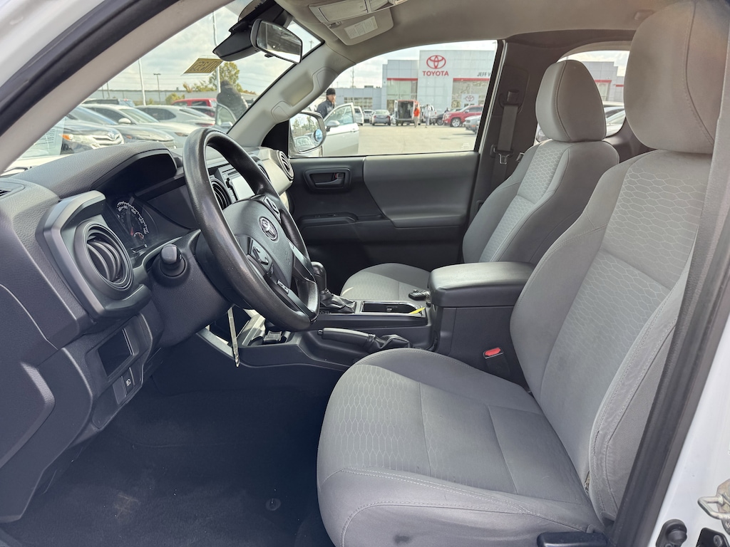 Used 2019 Toyota Tacoma  Truck Access Cab