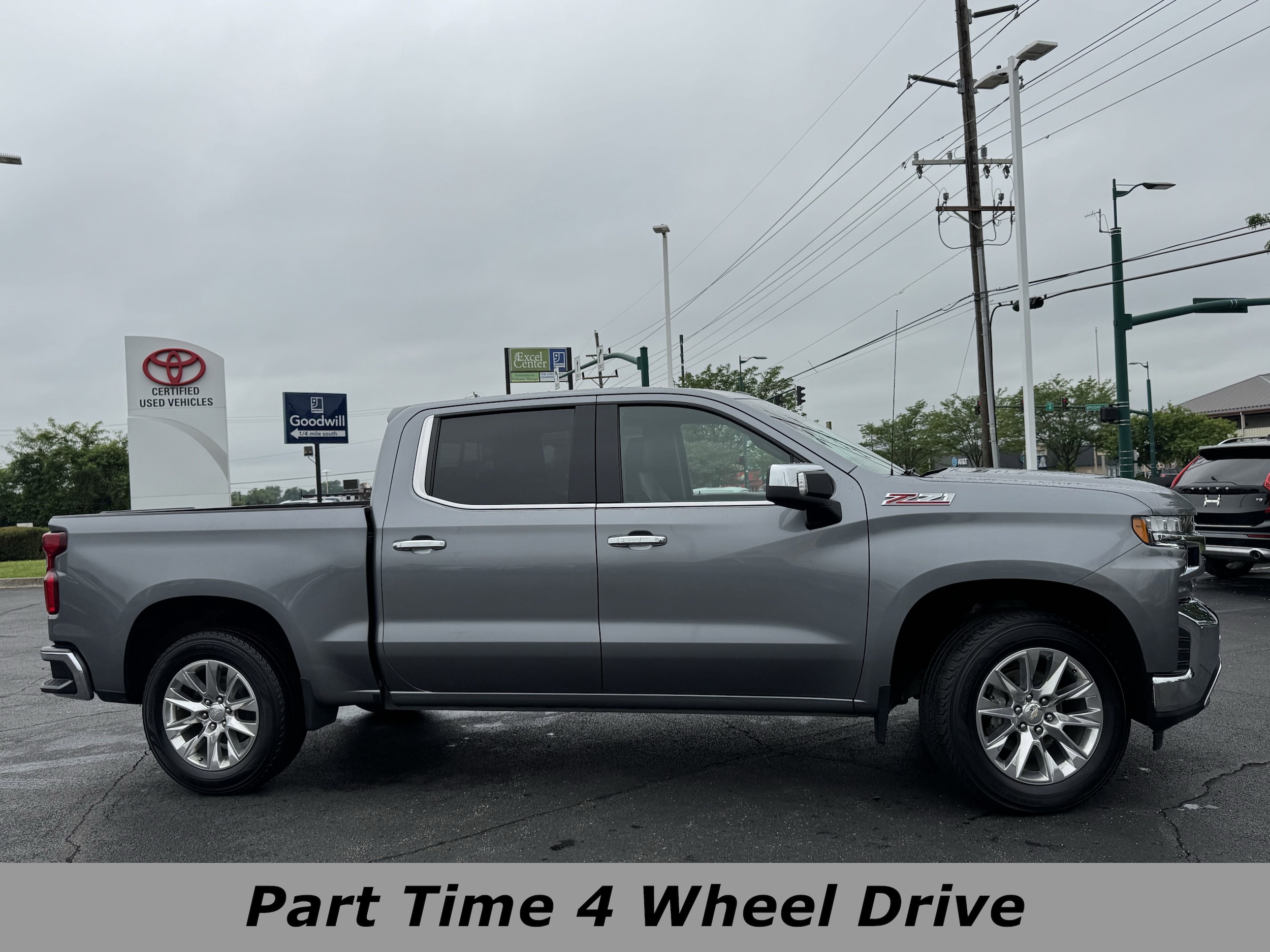 Used 2022 Chevrolet Silverado 1500 Limited LTZ with VIN 1GCUYGED8NZ115169 for sale in Clarksville, IN