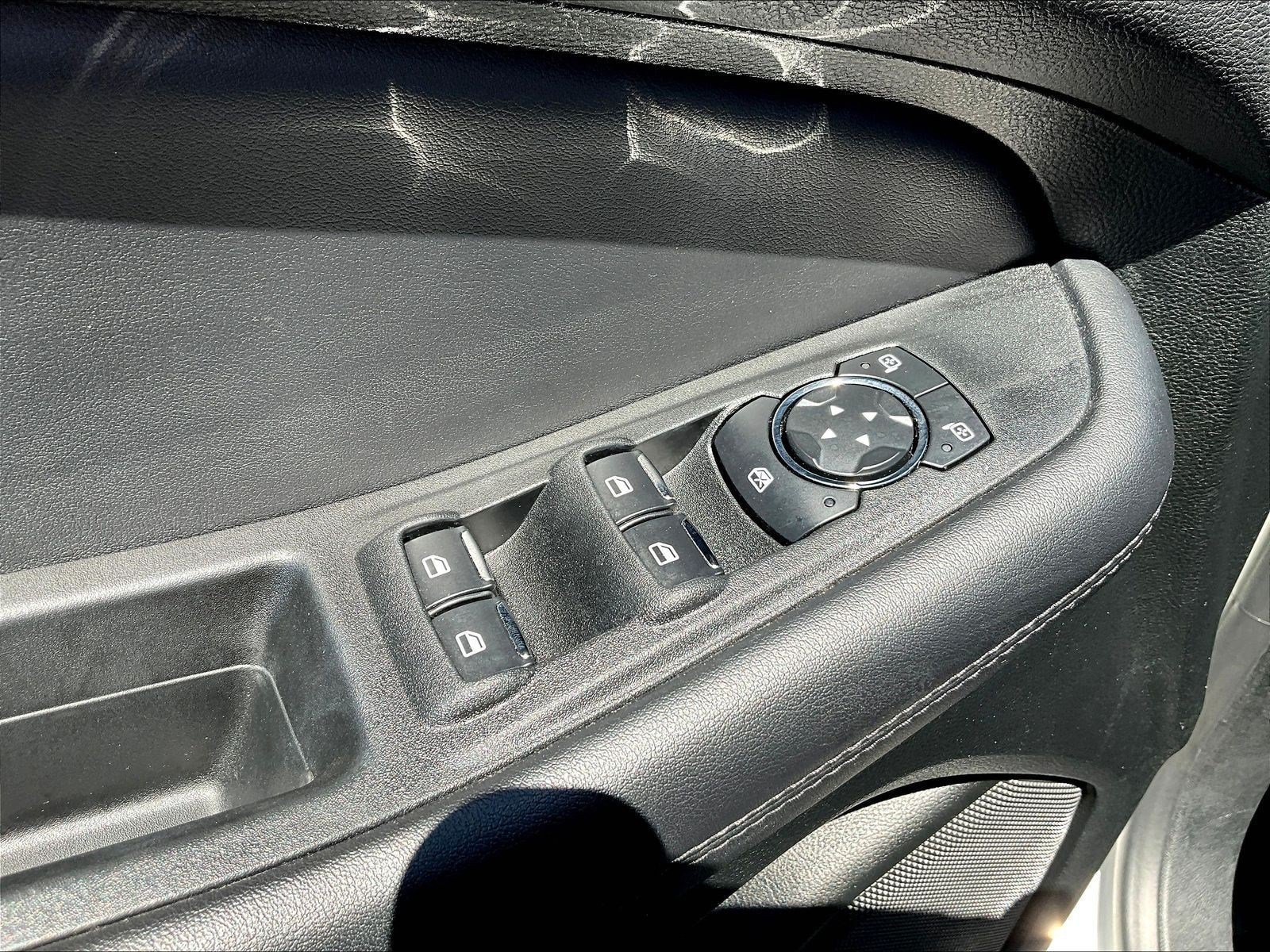 2024 Ford Edge SEL - Photo 39