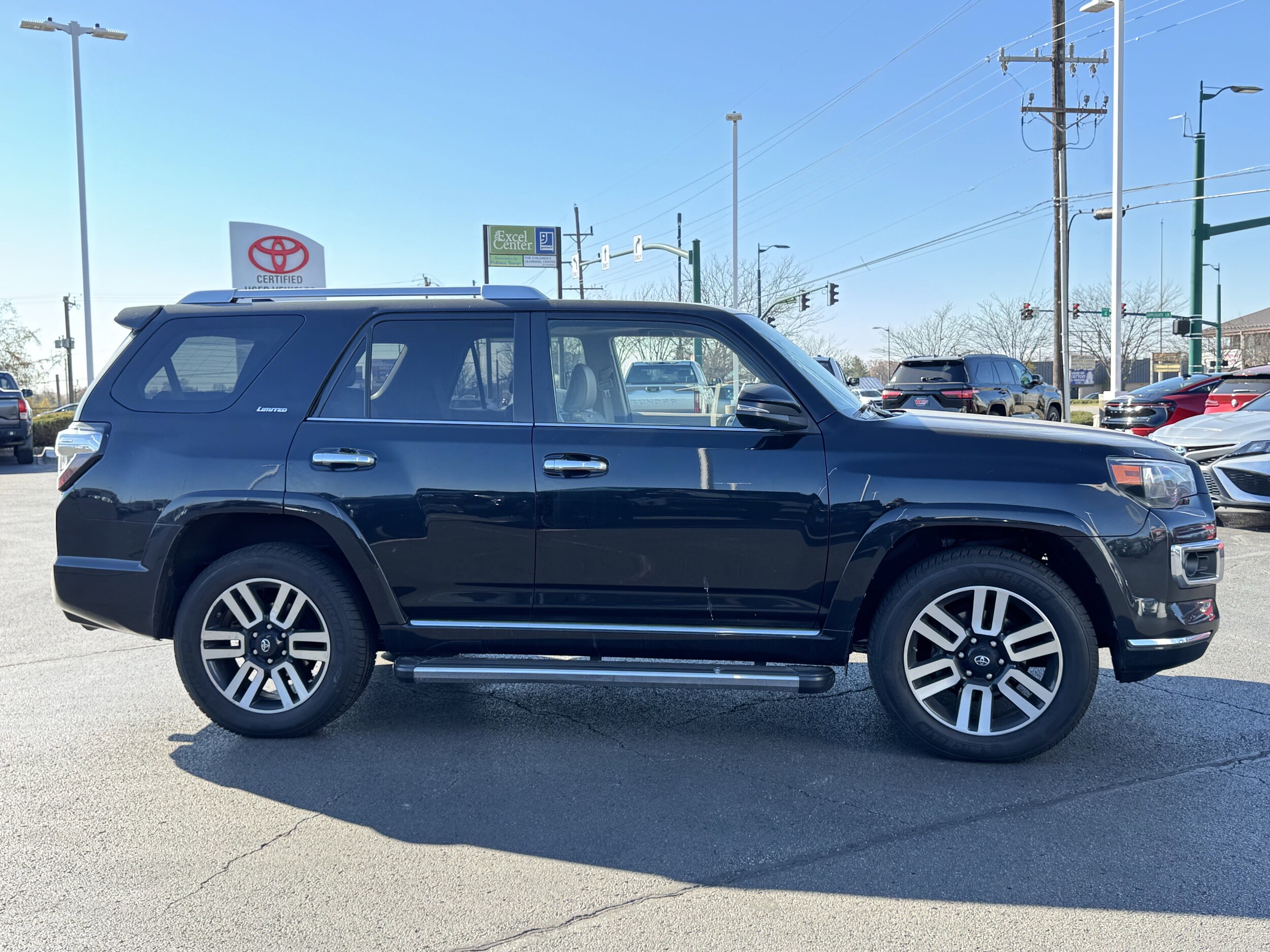 2016 Toyota 4Runner SR5 Premium photo 2