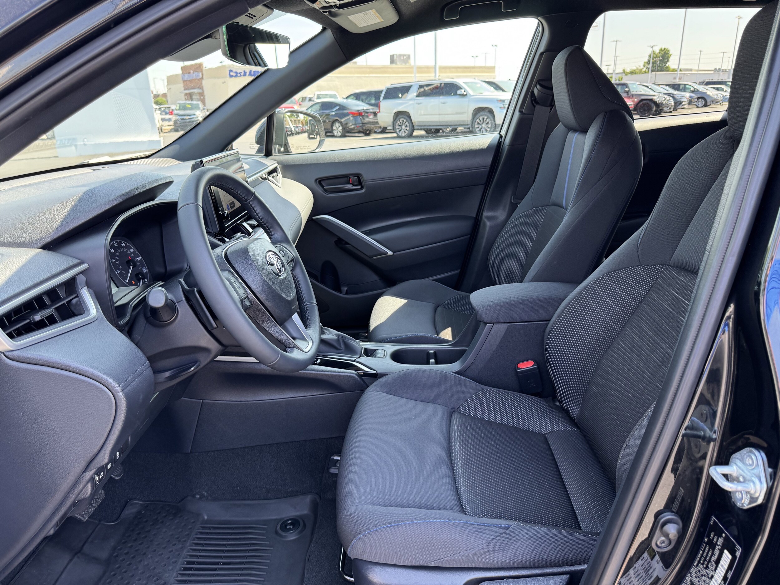 2024 Toyota Corolla Hybrid SE photo 4