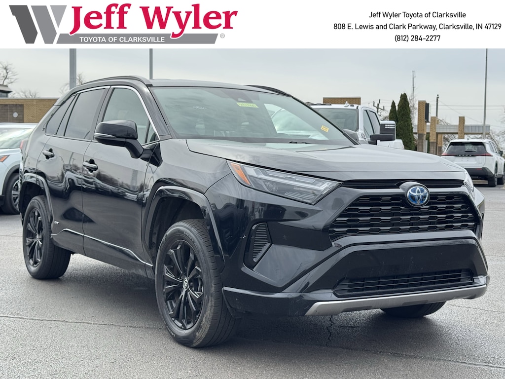 Used 2024 Toyota RAV4 Hybrid SE SUV