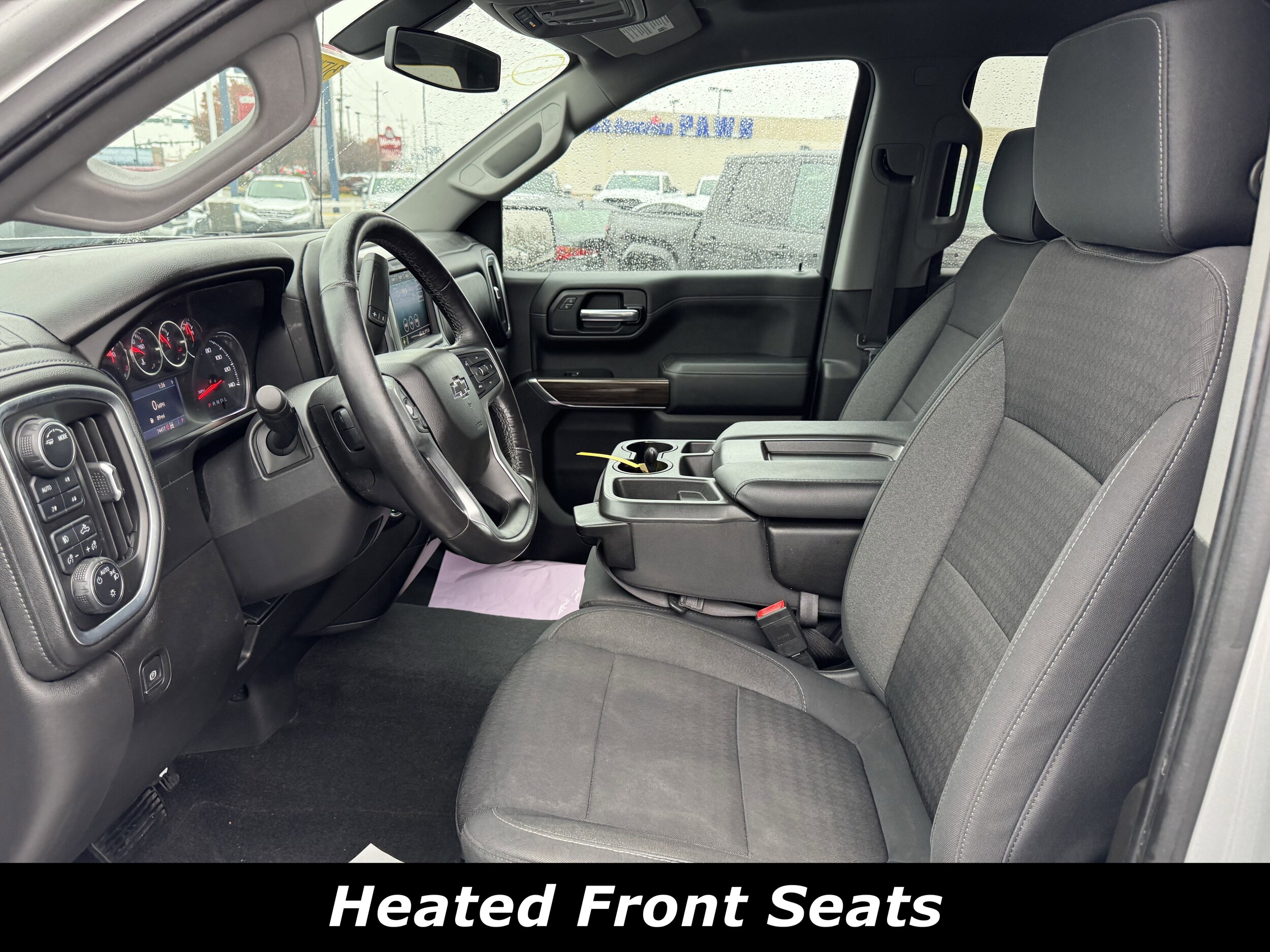 2020 Chevrolet Silverado 1500 RST photo 3