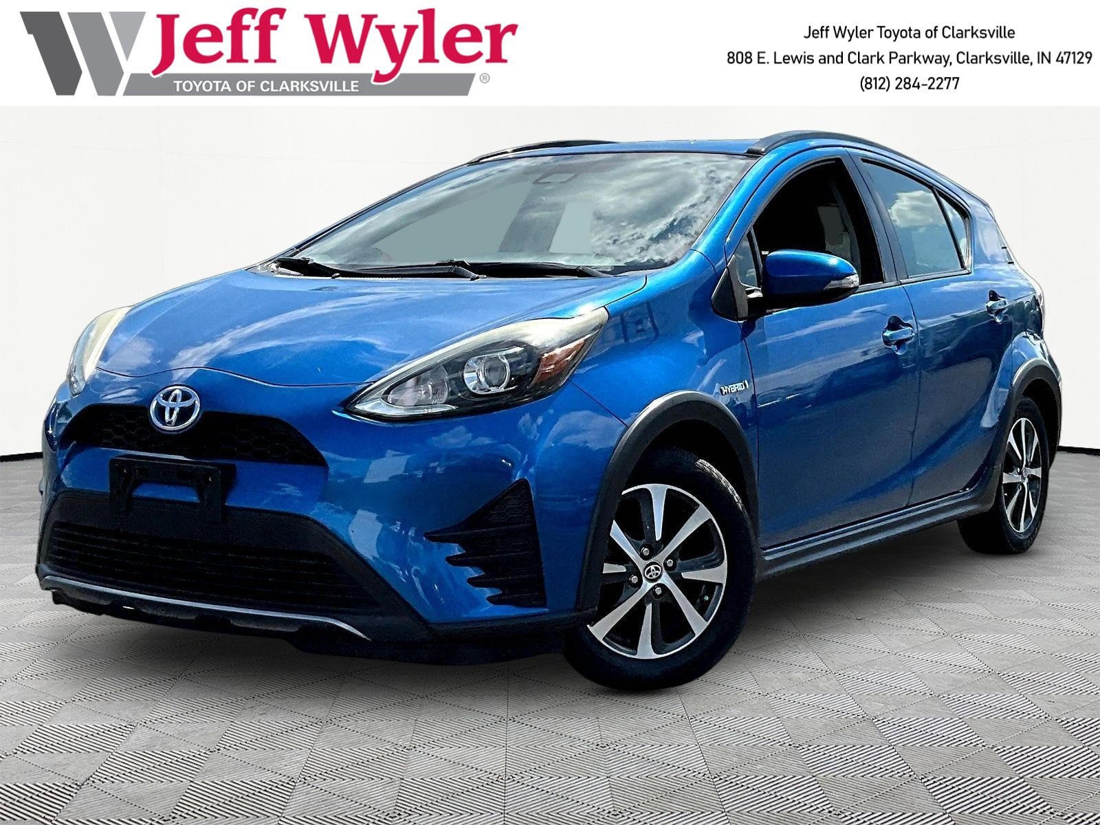 2019 Toyota Prius c L's photo