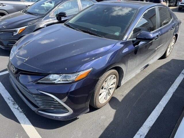 2021 Toyota Camry LE photo 4