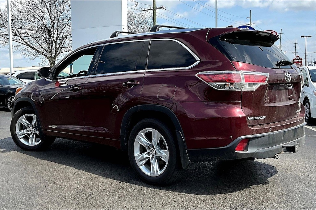 Used 2016 Toyota Highlander Limited V6 SUV
