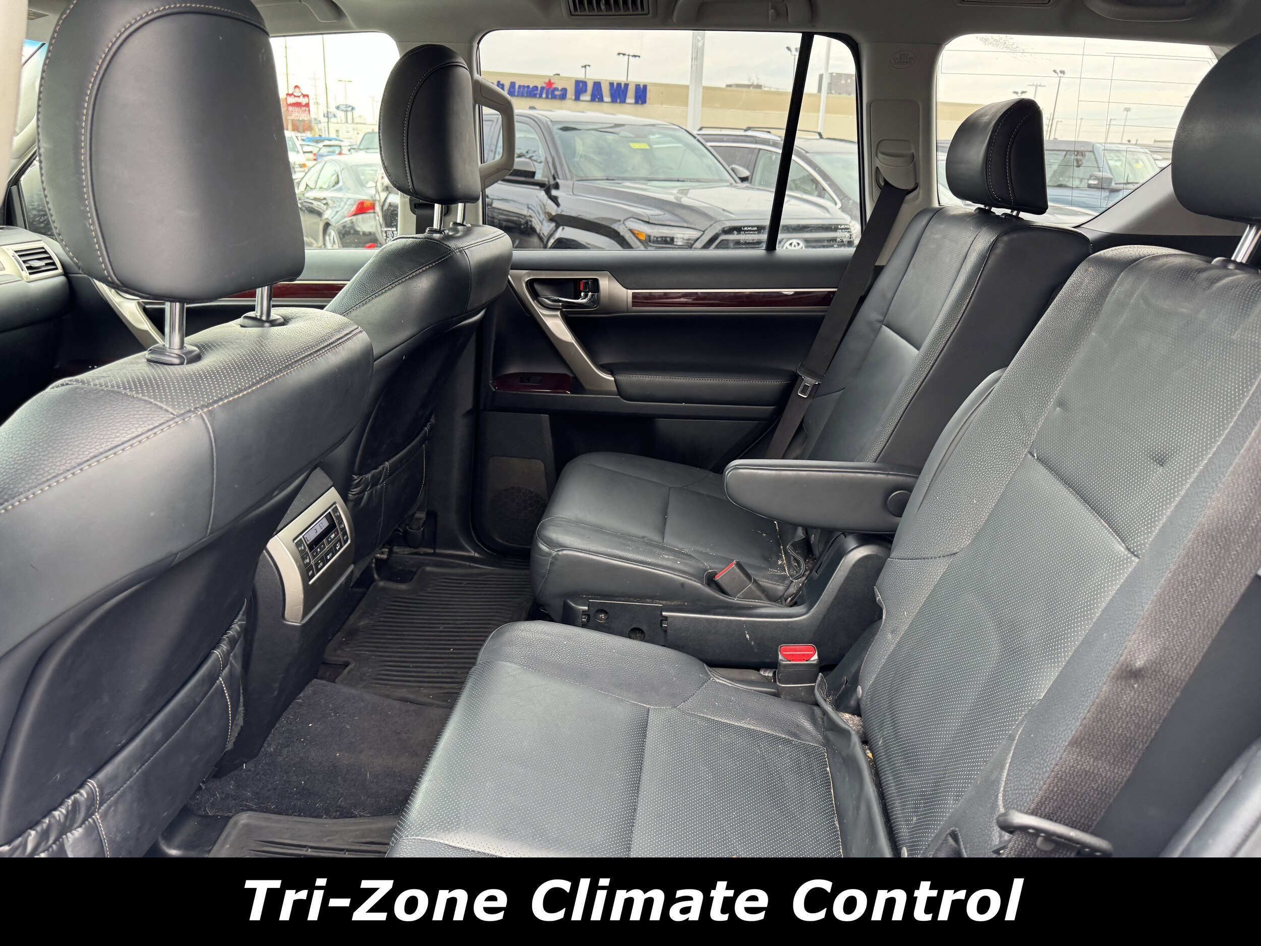 2019 Lexus GX 460 photo 3