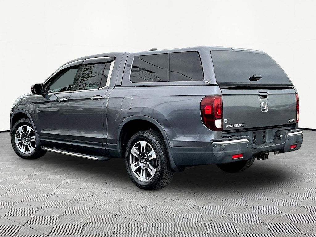Used 2019 Honda Ridgeline RTL-E AWD Truck Crew Cab
