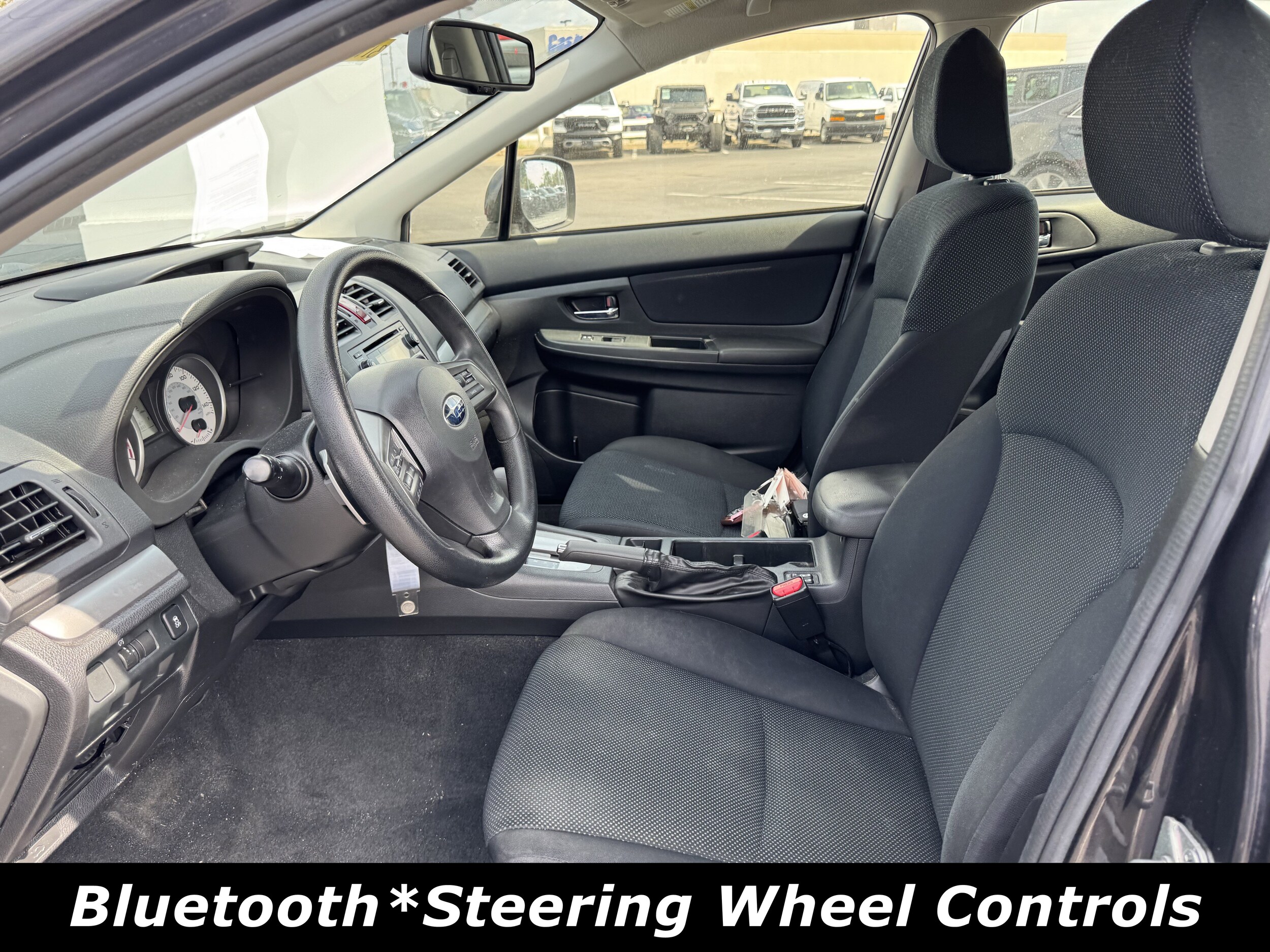 2014 Subaru Impreza 2.0i Premium photo 3