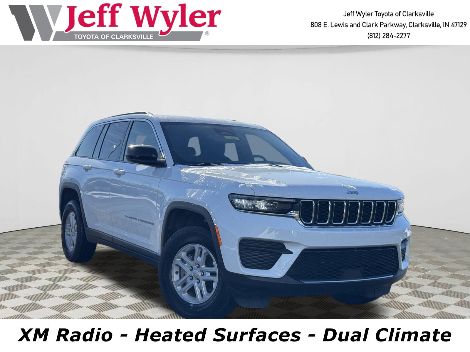 2024 Jeep Grand Cherokee Laredo's photo