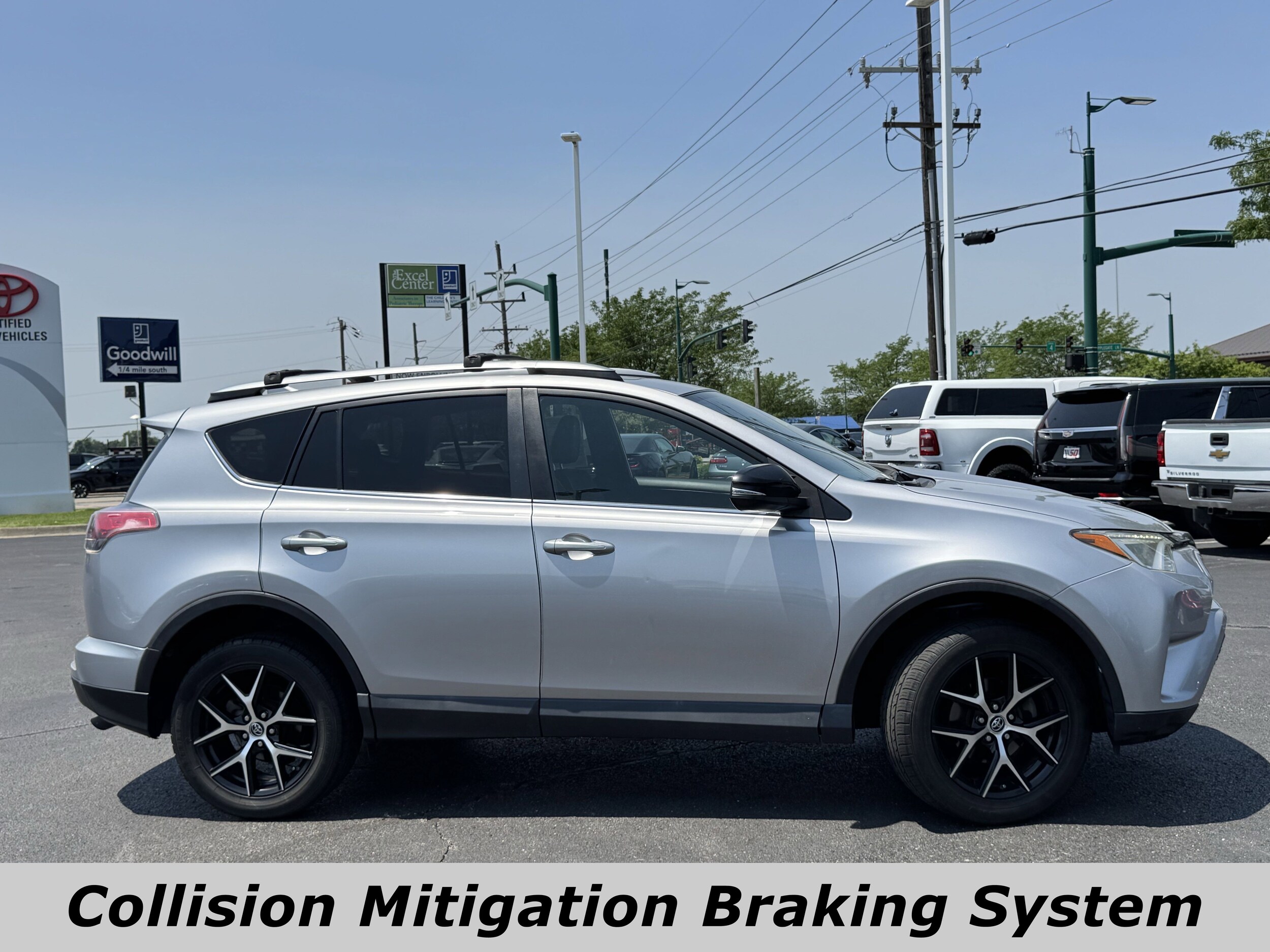 Used 2017 Toyota RAV4 SE with VIN 2T3JFREVXHW608000 for sale in Clarksville, IN