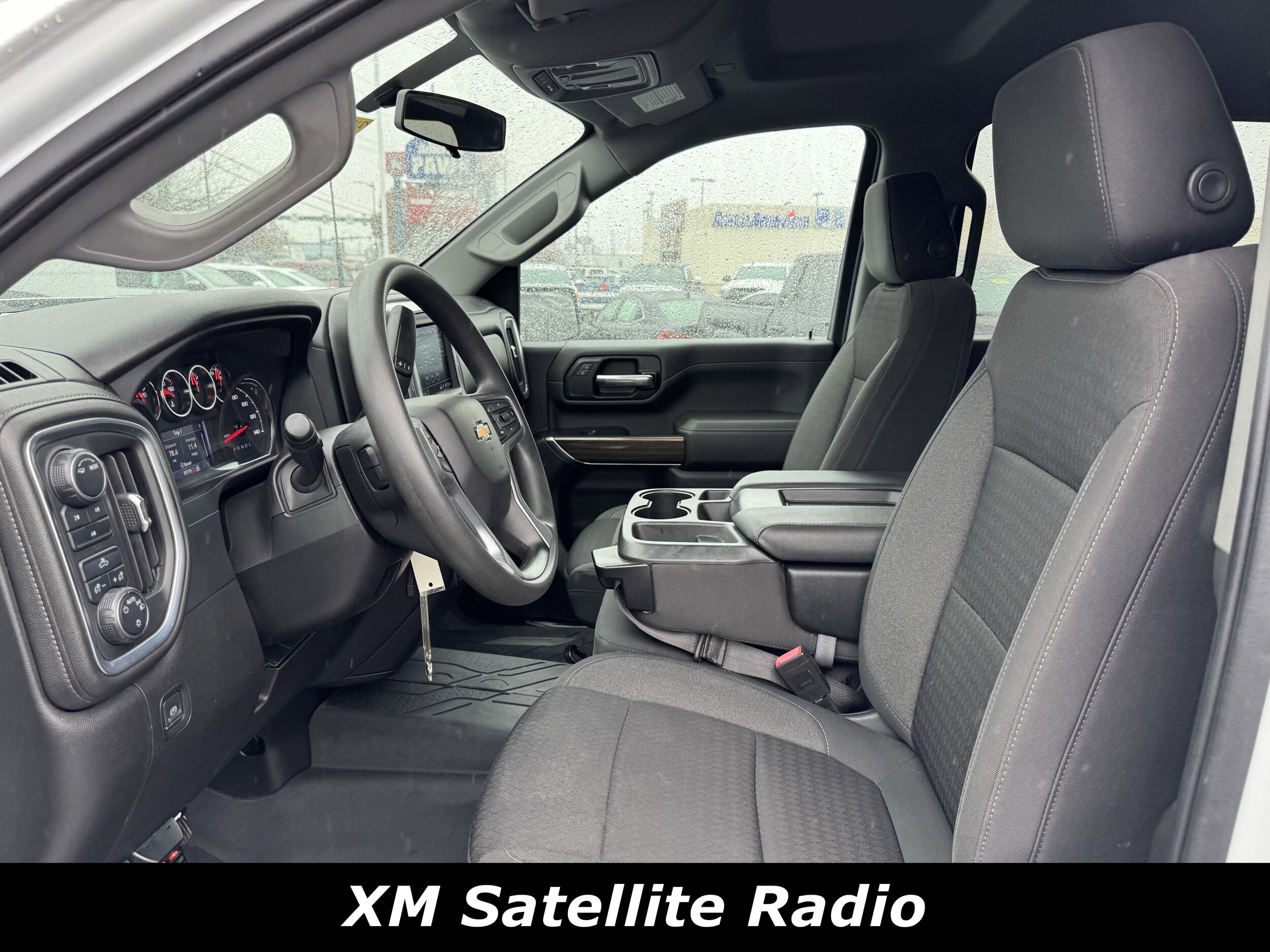 2022 Chevrolet Silverado 2500HD LT photo 3