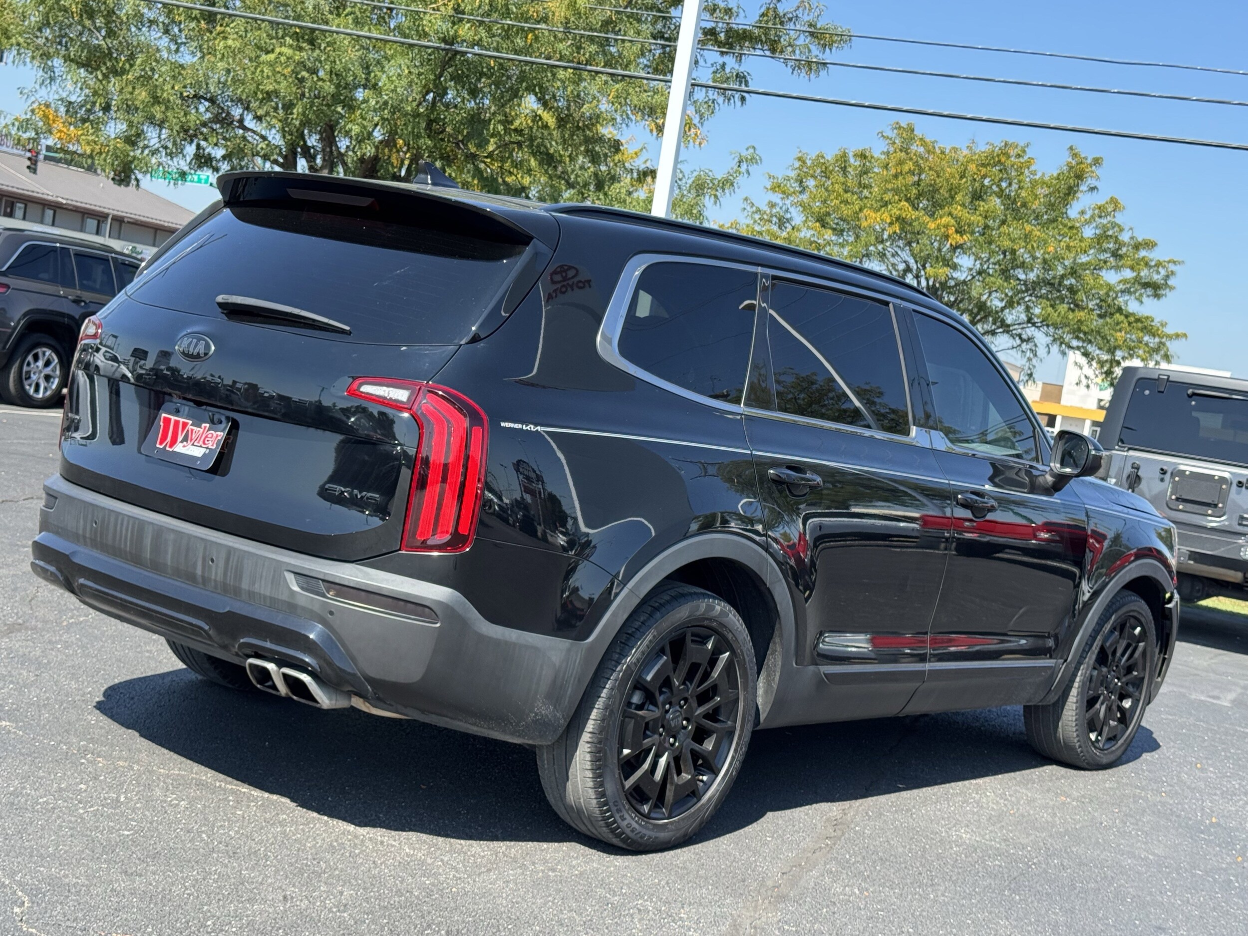 2021 Kia Telluride EX photo 2