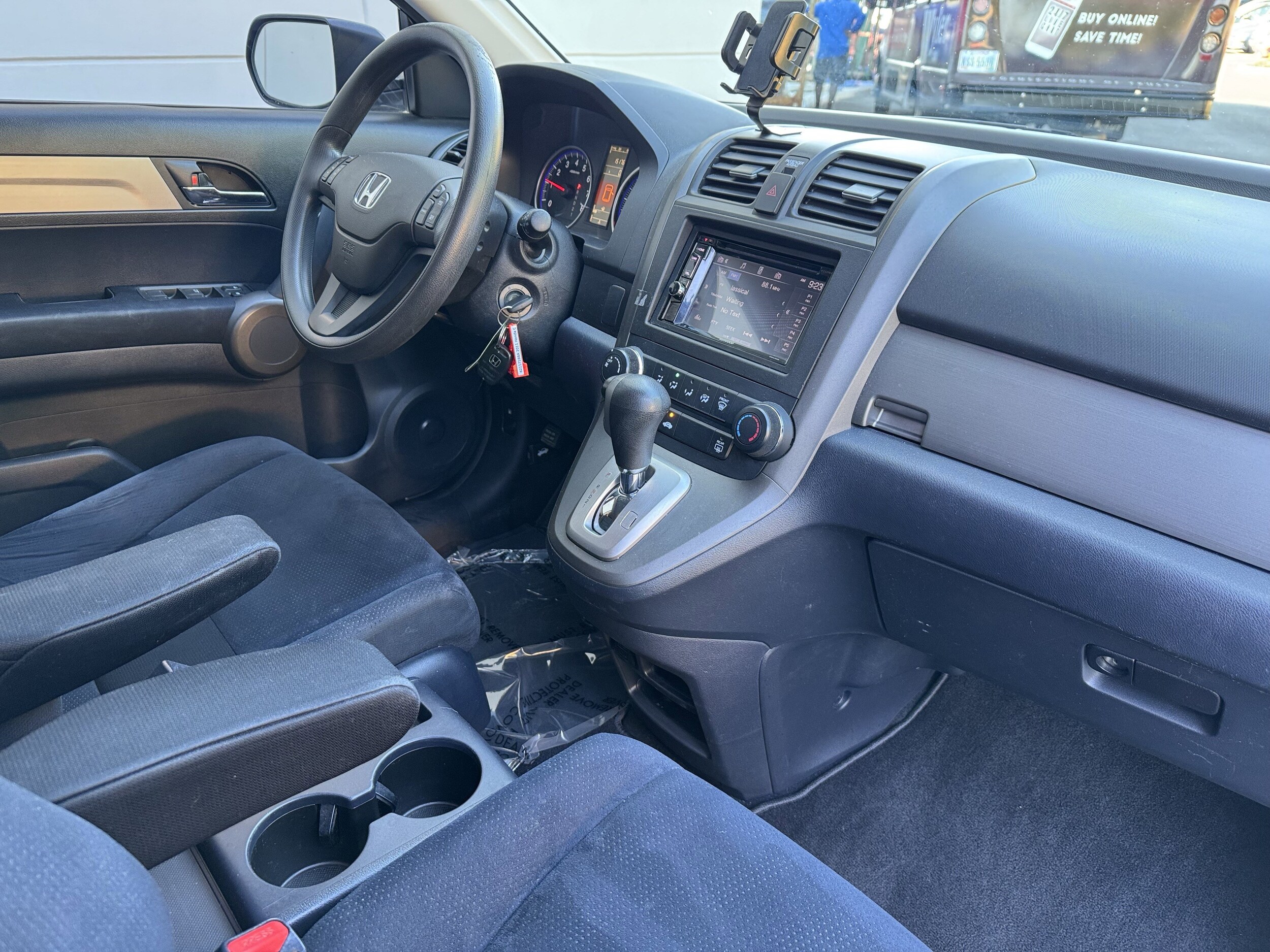 2011 Honda CR-V SE photo 3