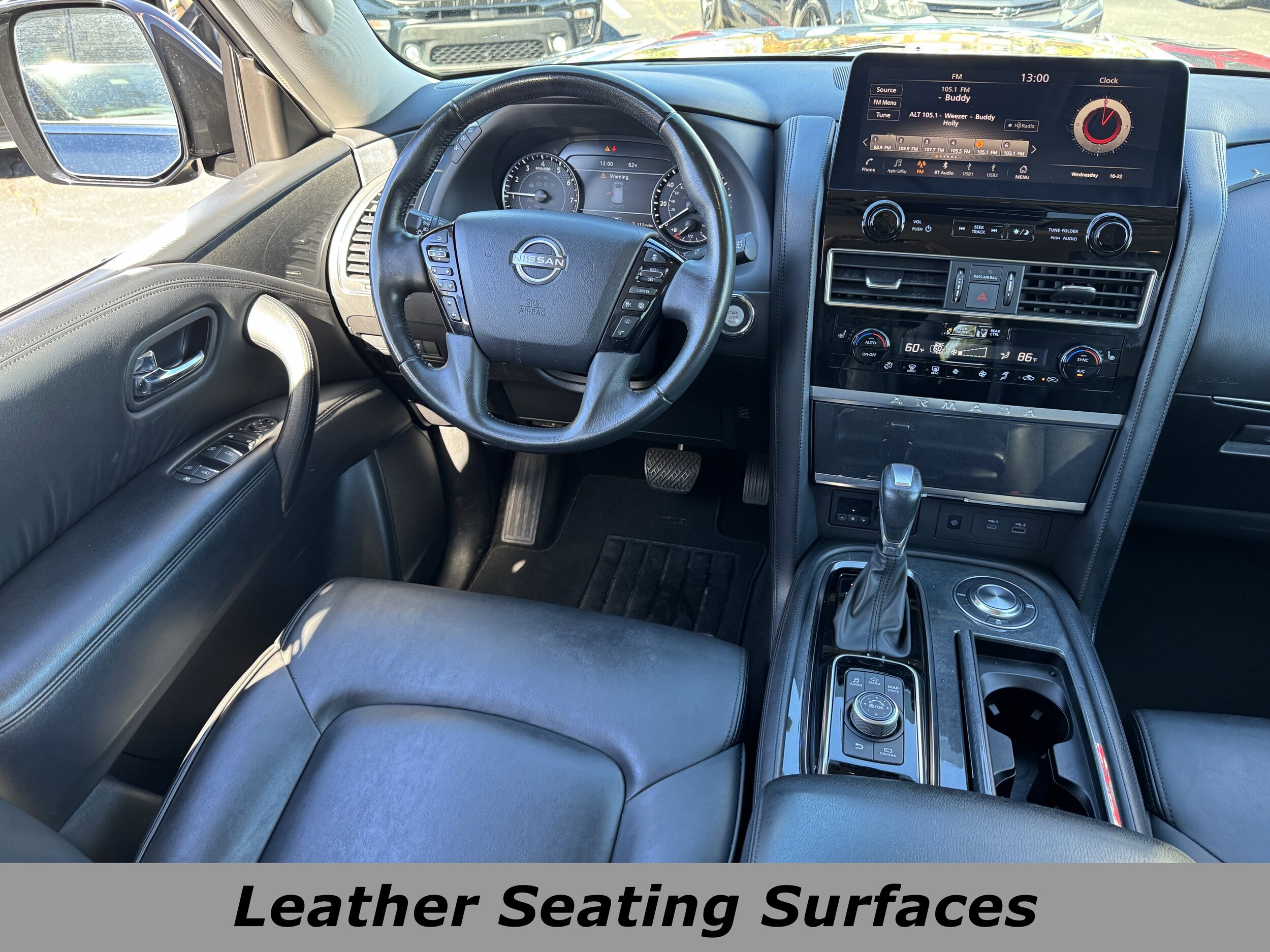 2023 Nissan Armada SV photo 3