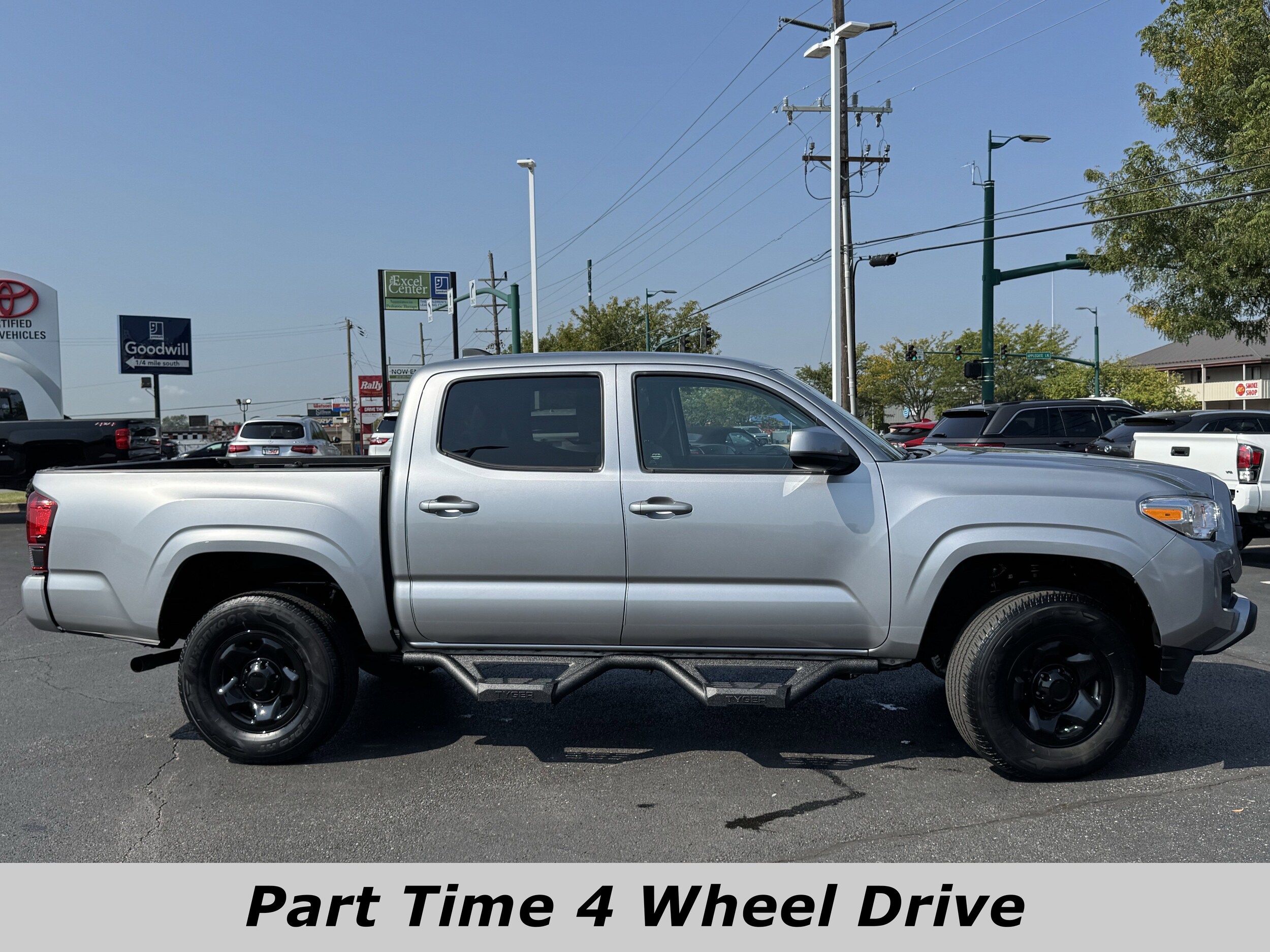 2020 Toyota Tacoma SR V6 Double Cab photo 2