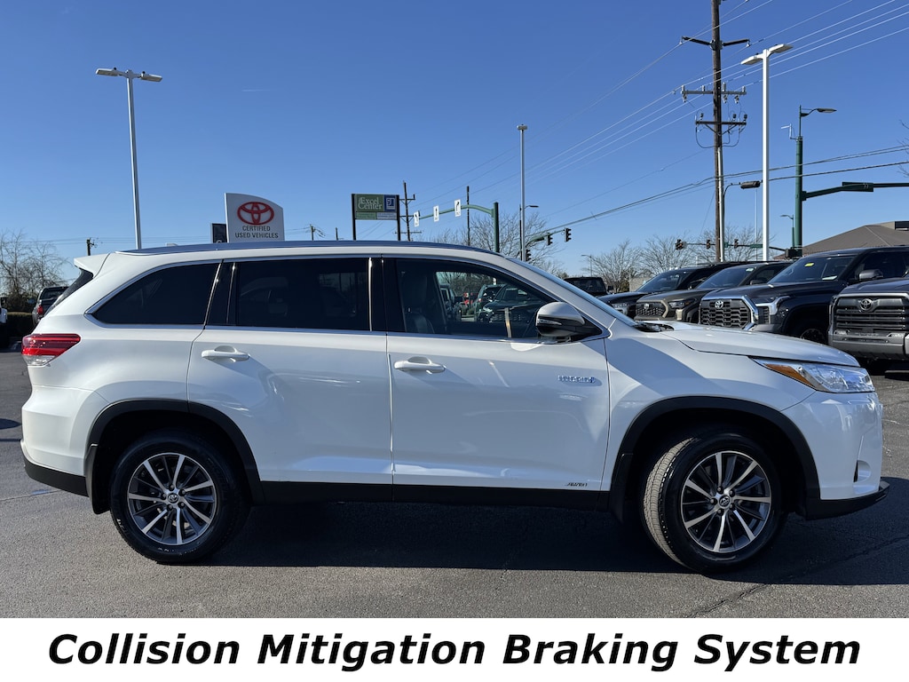 Used 2019 Toyota Highlander Hybrid XLE V6 SUV