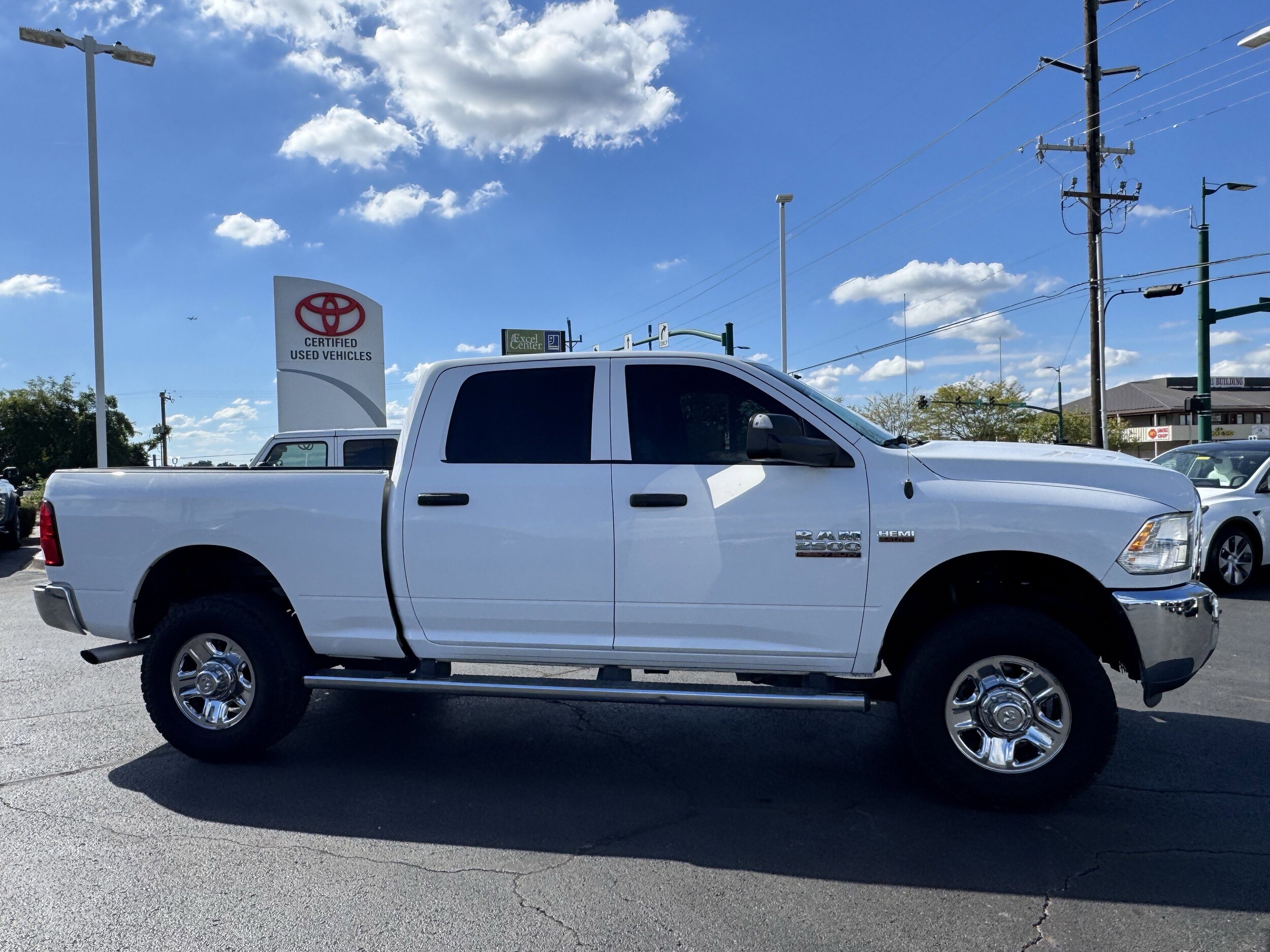 2018 Ram 2500 Tradesman photo 2
