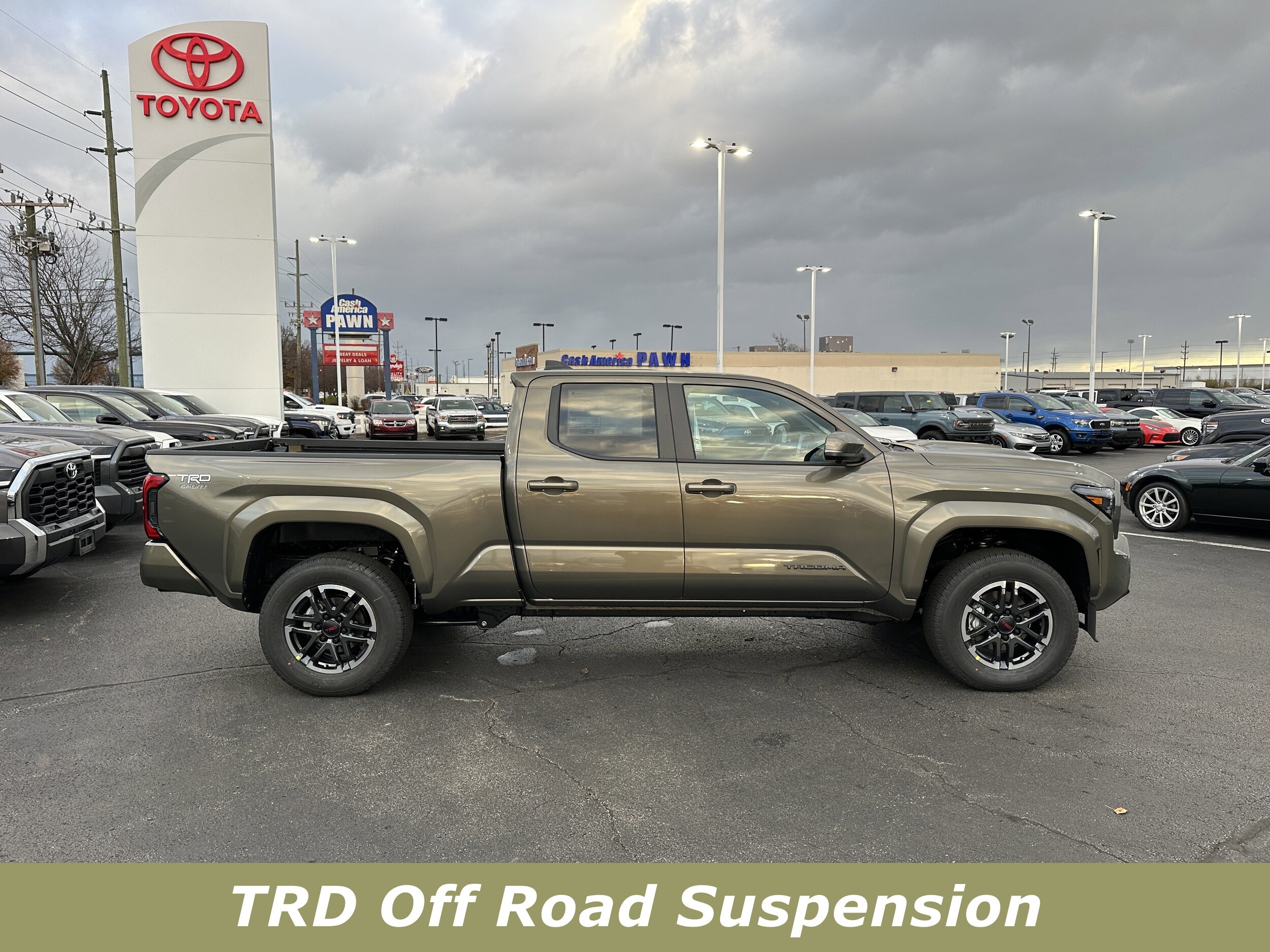 2025 Toyota Tacoma TRD Sport Double Cab photo 2