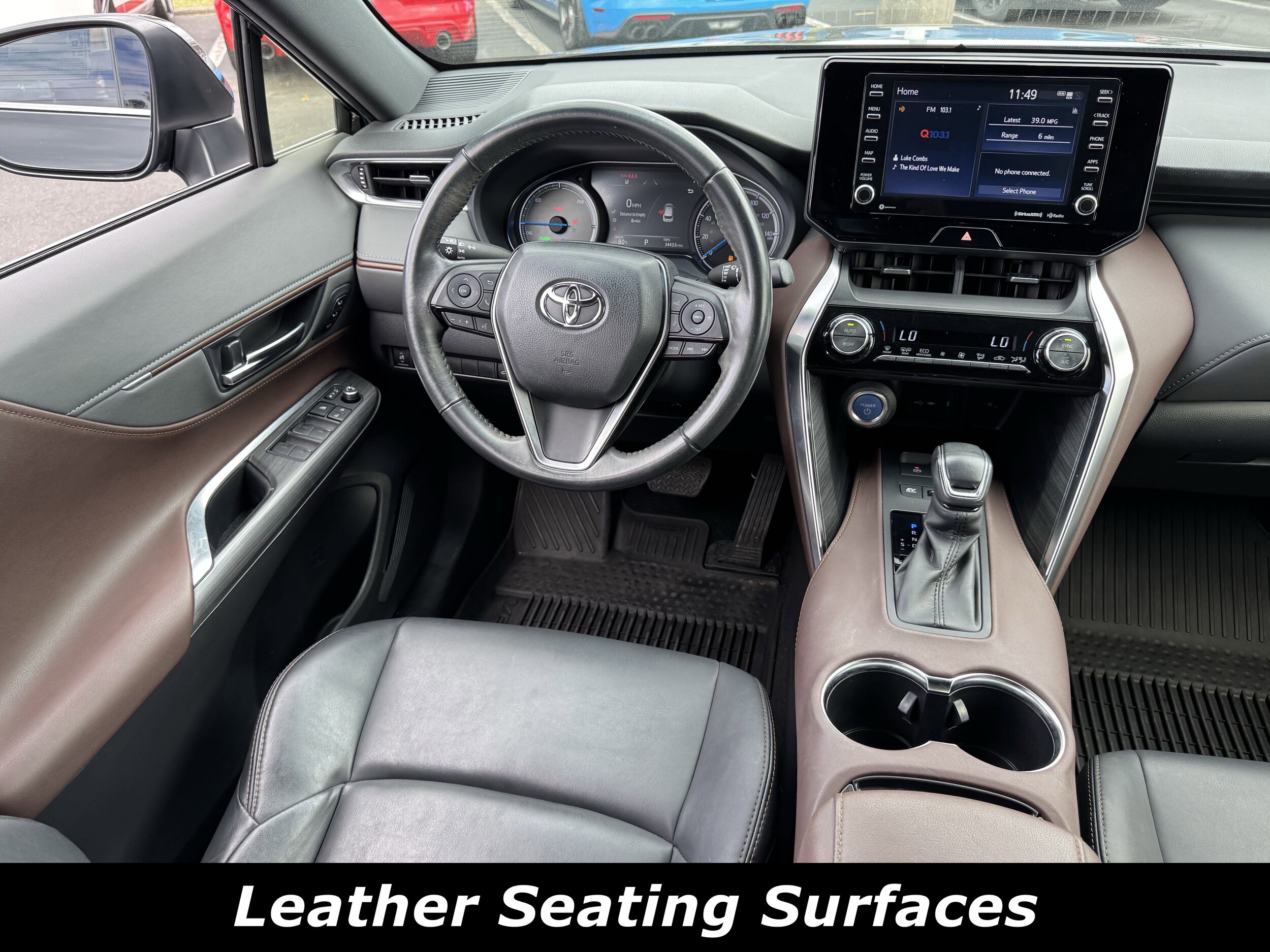 2022 Toyota Venza XLE photo 2