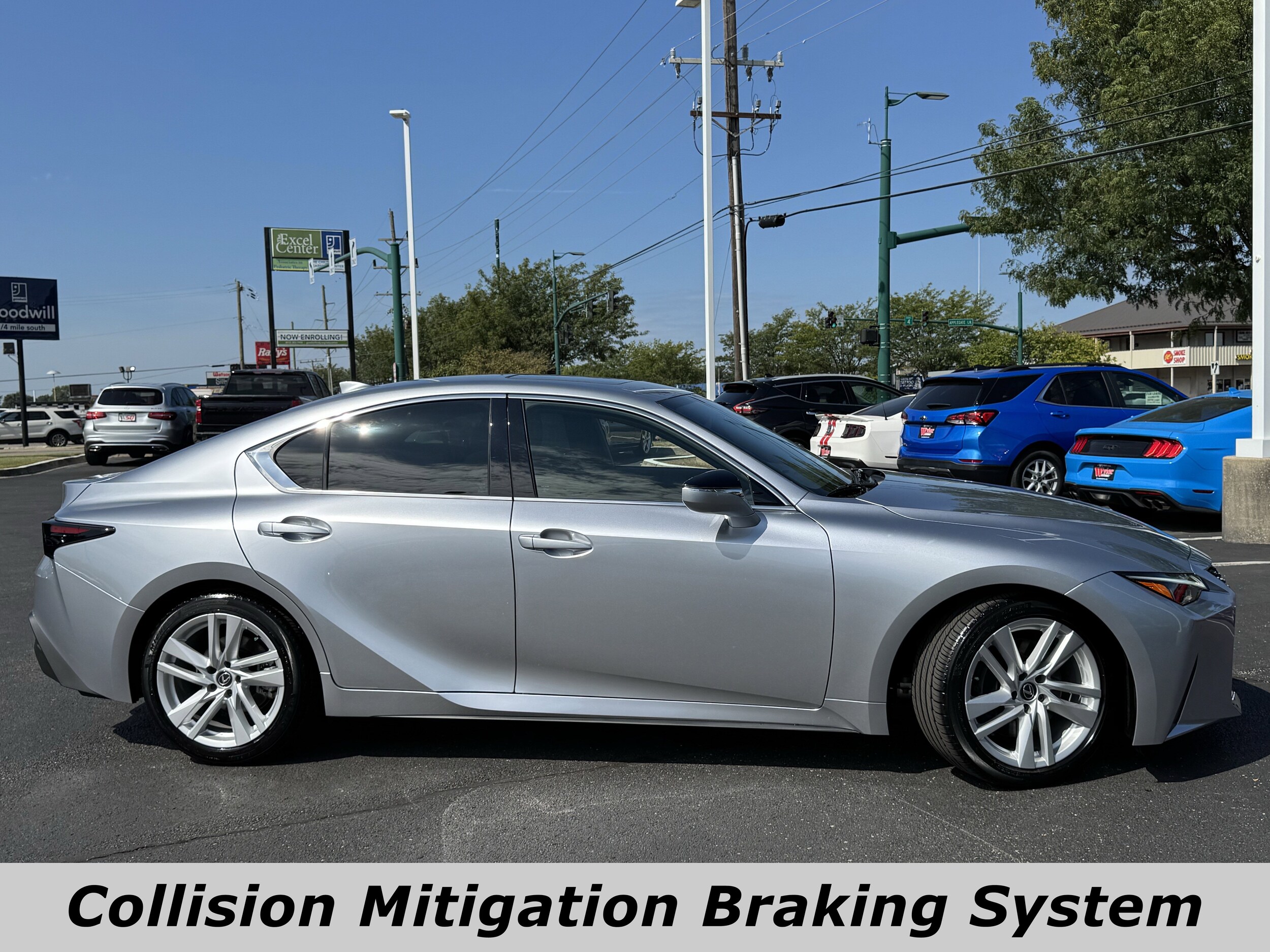 2024 Lexus IS 300 photo 2