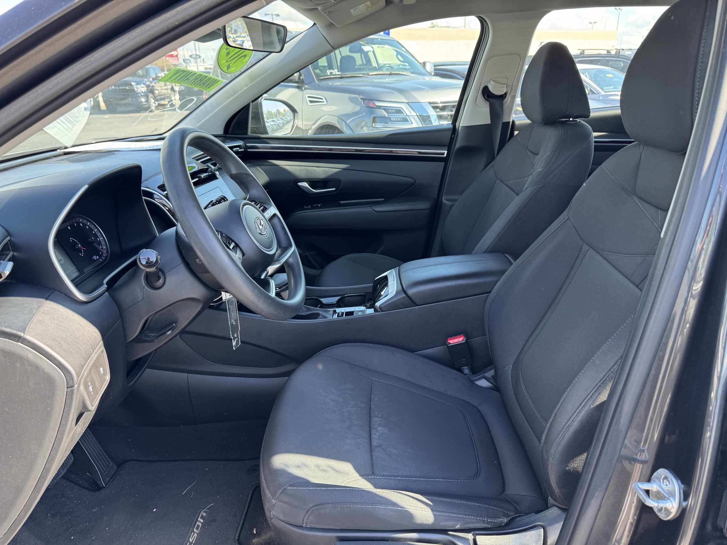 2023 Hyundai Tucson SE photo 3