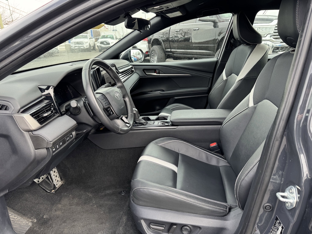 Used 2025 Toyota Camry SE Sedan
