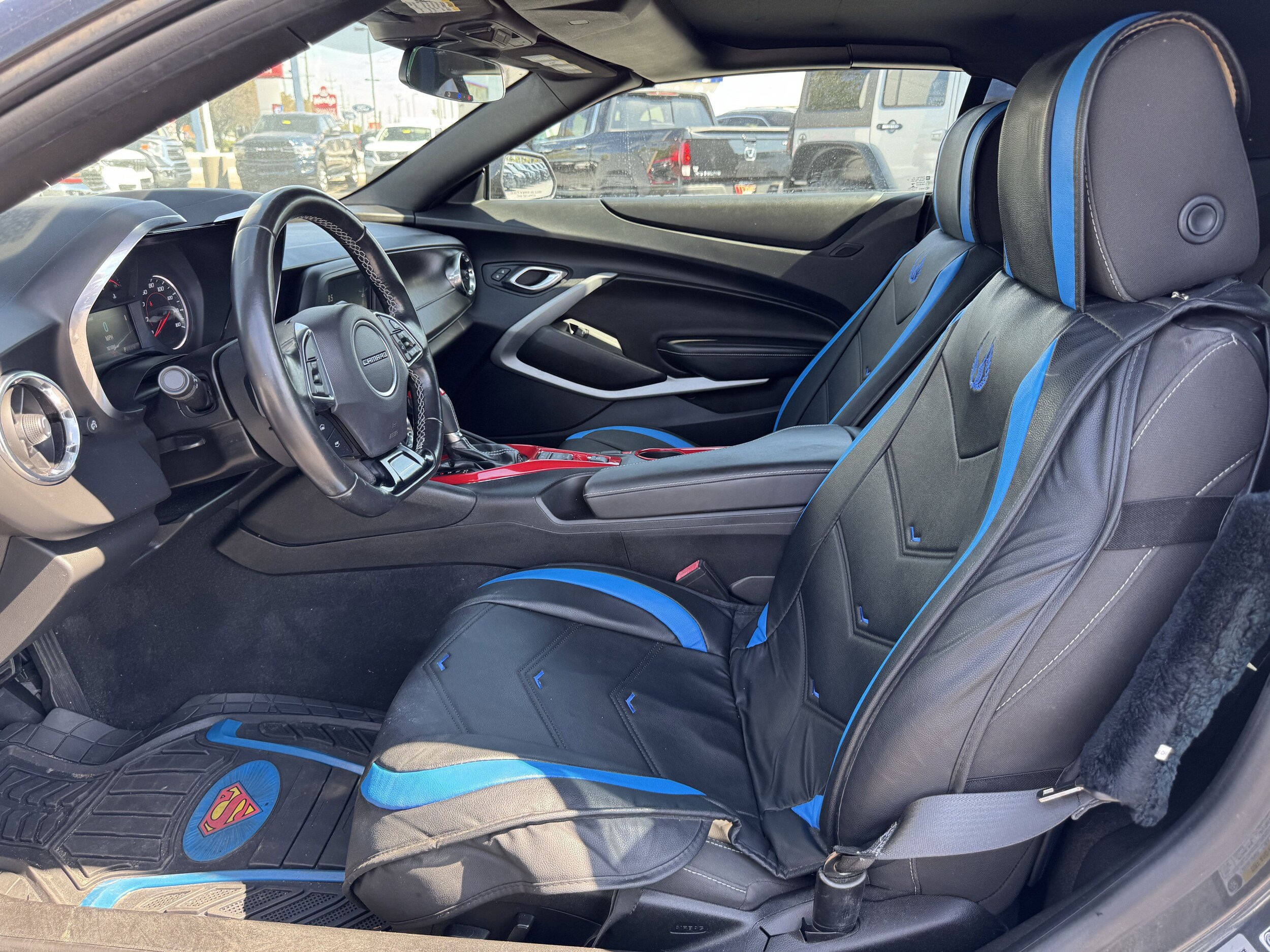 2018 Chevrolet Camaro 1LT photo 4
